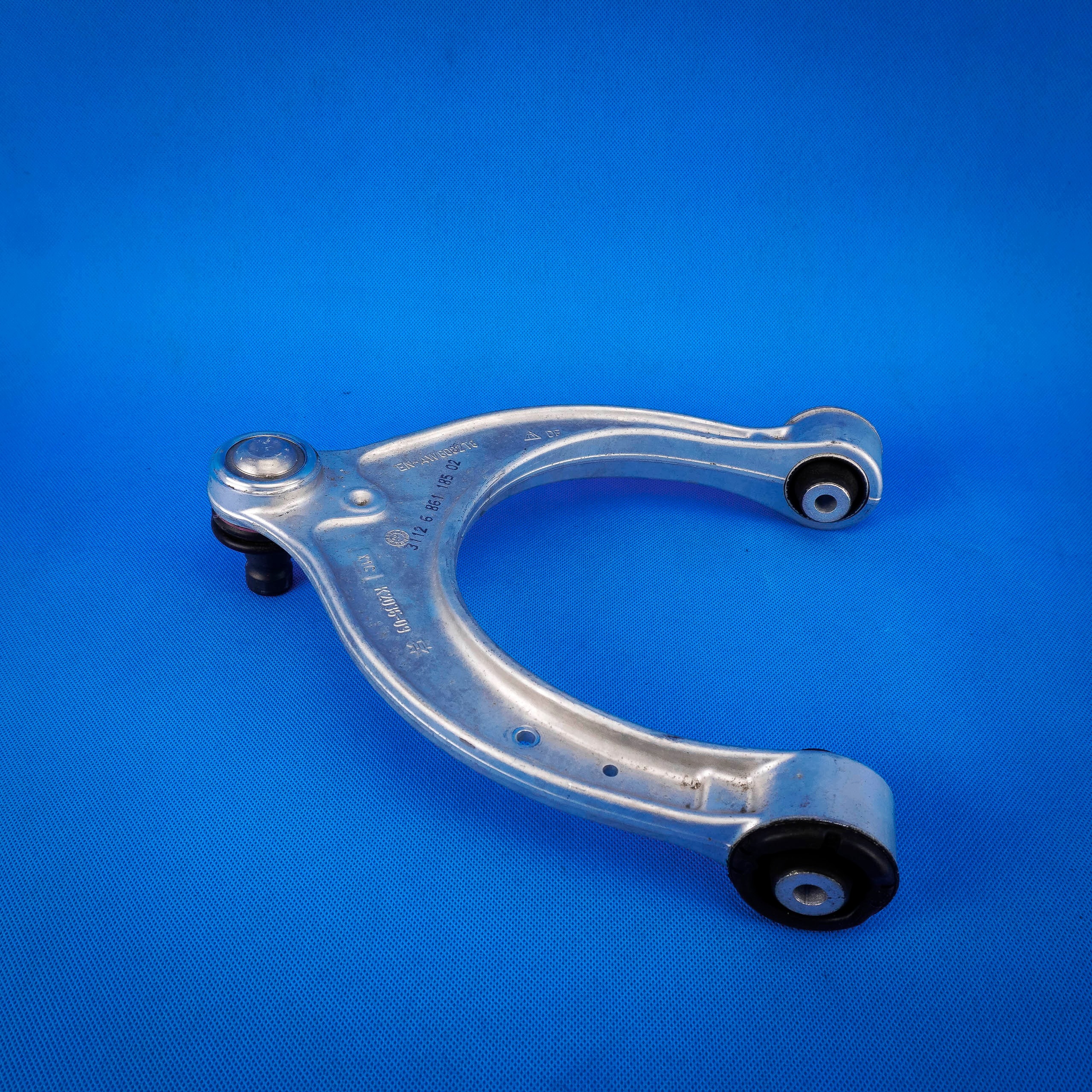 arm front upper left right BMW 5 G30 31106861185 6861185 25km