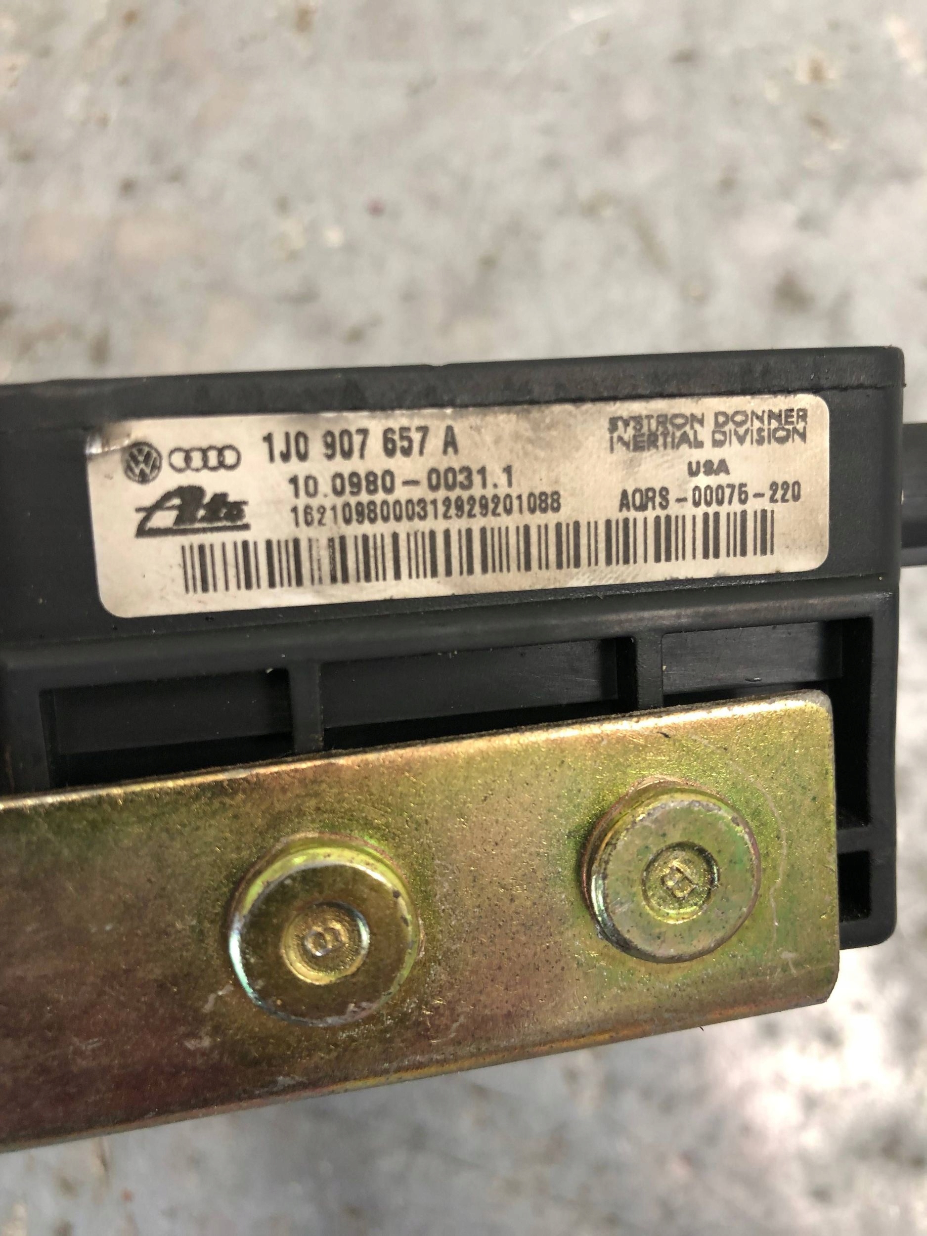 Sensor ESP VW NEW BEETLE 1J1907637A 1J0907651A 1J0907657A