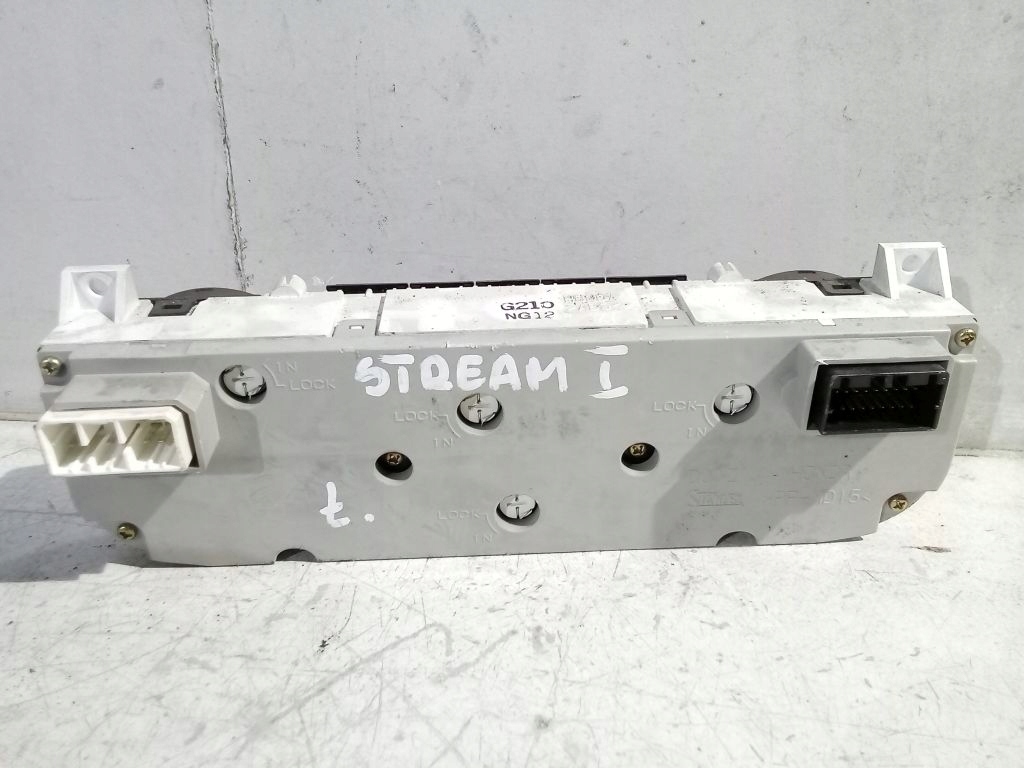 Honda Stream and control panel air conditioning devices