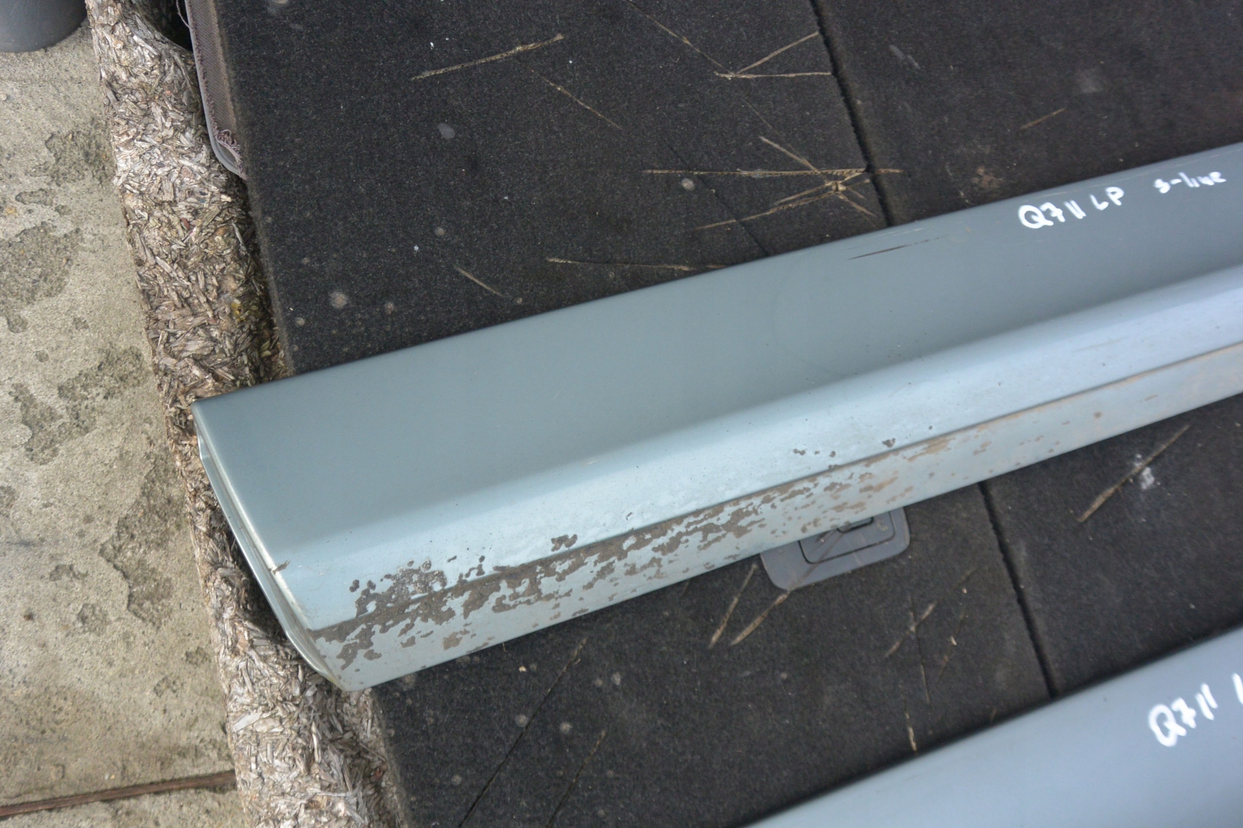 moulding door S-LINE left front rear part AUDI Q7 4L LY7E