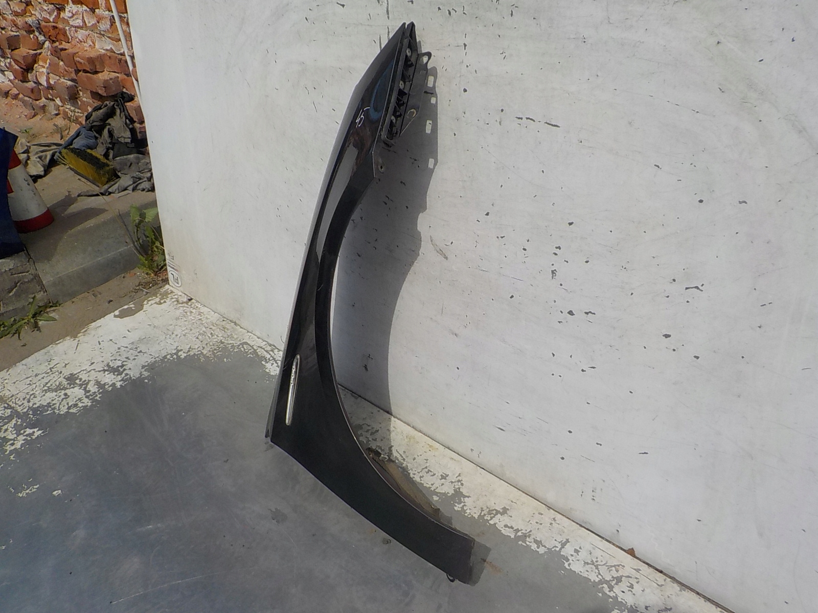 45 ALFA ROMEO GIULIETTA fender right front front