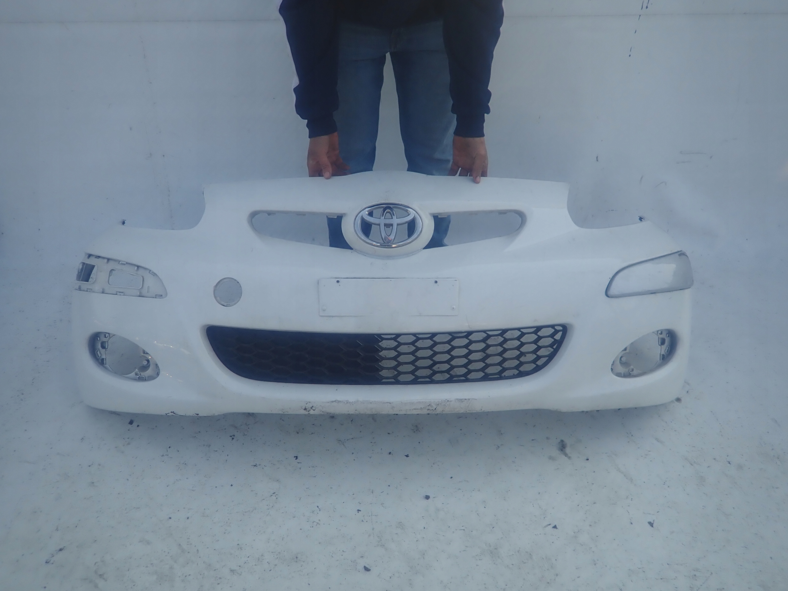 TOYOTA AYGO and 1 LIFT 08-12 bumper front front