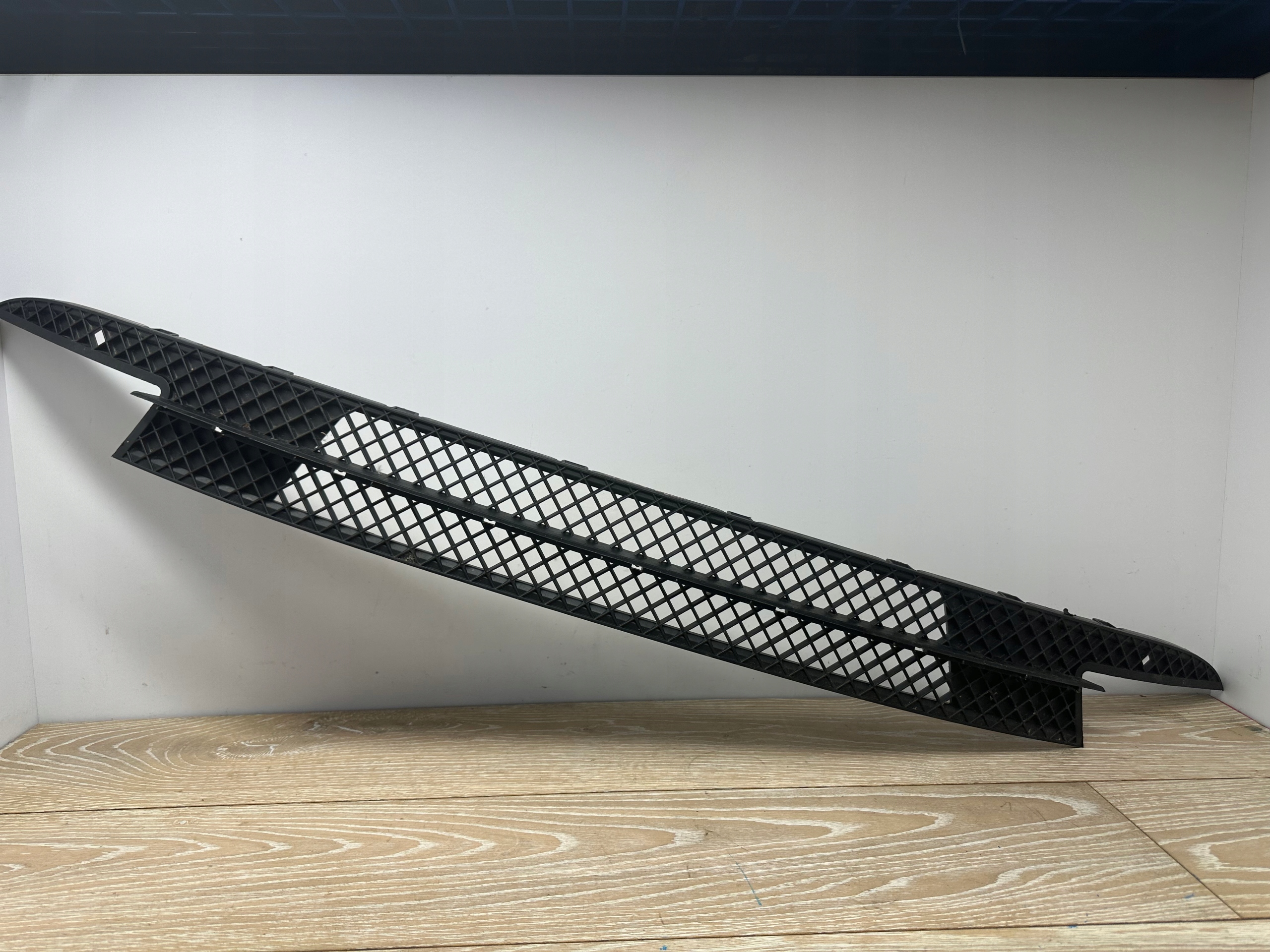 BMW 1 E81 E87 grid grille of a bumper front 7182367