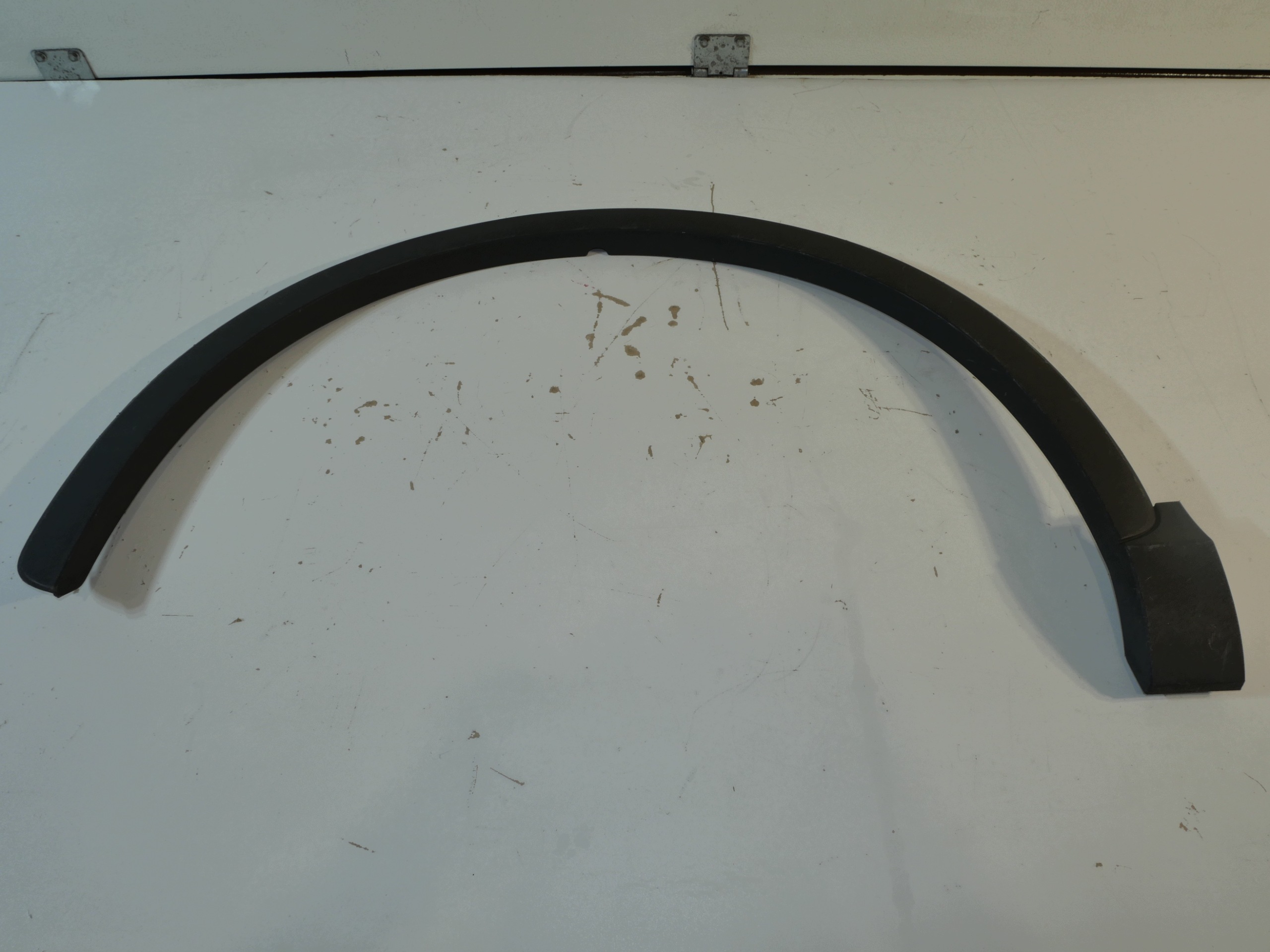 moulage couverture aile AUDI Q3 8U0853717