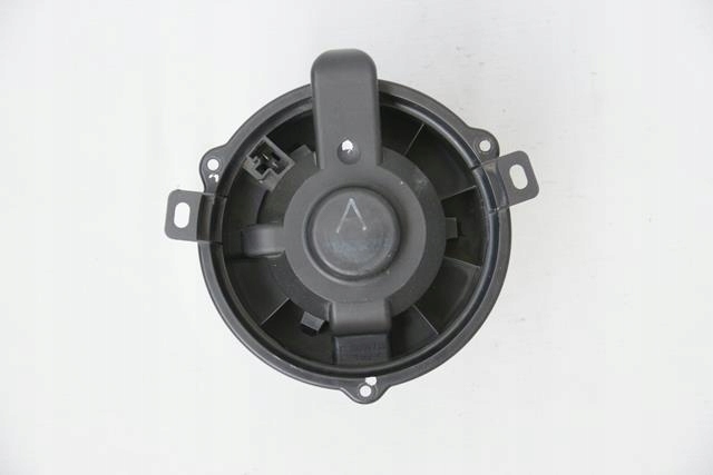 DMUCHAWA WENTYLATOR SMART FORFOUR I 1 MF0160700701 Jakość części (zgodnie z GVO) O - oryginał z logo producenta pojazdu (OE)