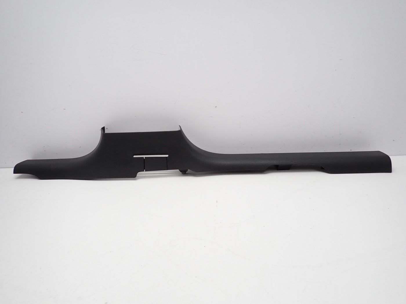 LISTWA OSŁONA PROGU PROGOWA SŁUPKA LEWA 4KE853905 AUDI E-TRON 4KE 22R