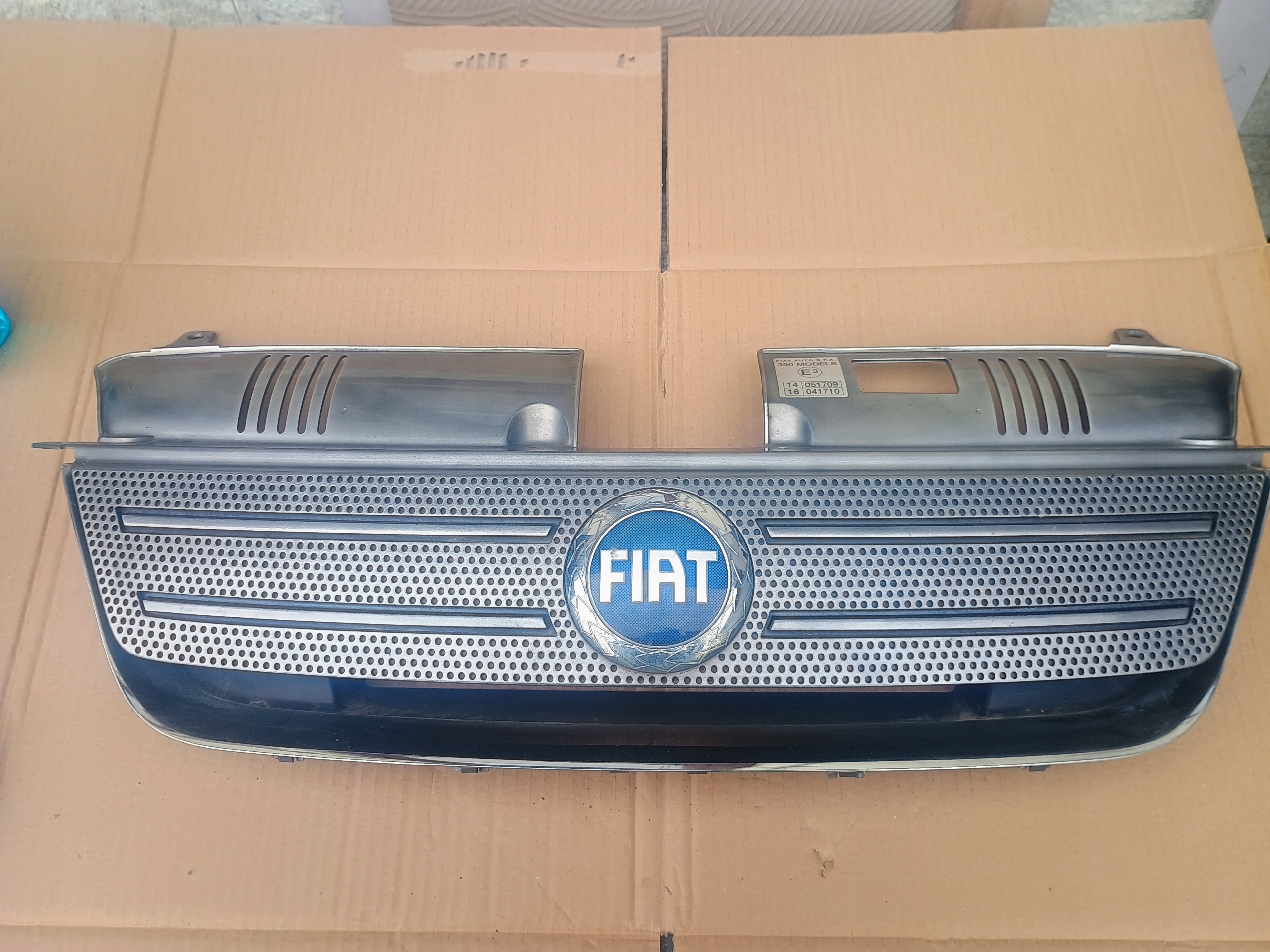 Grille CHROM FIAT IDEA
