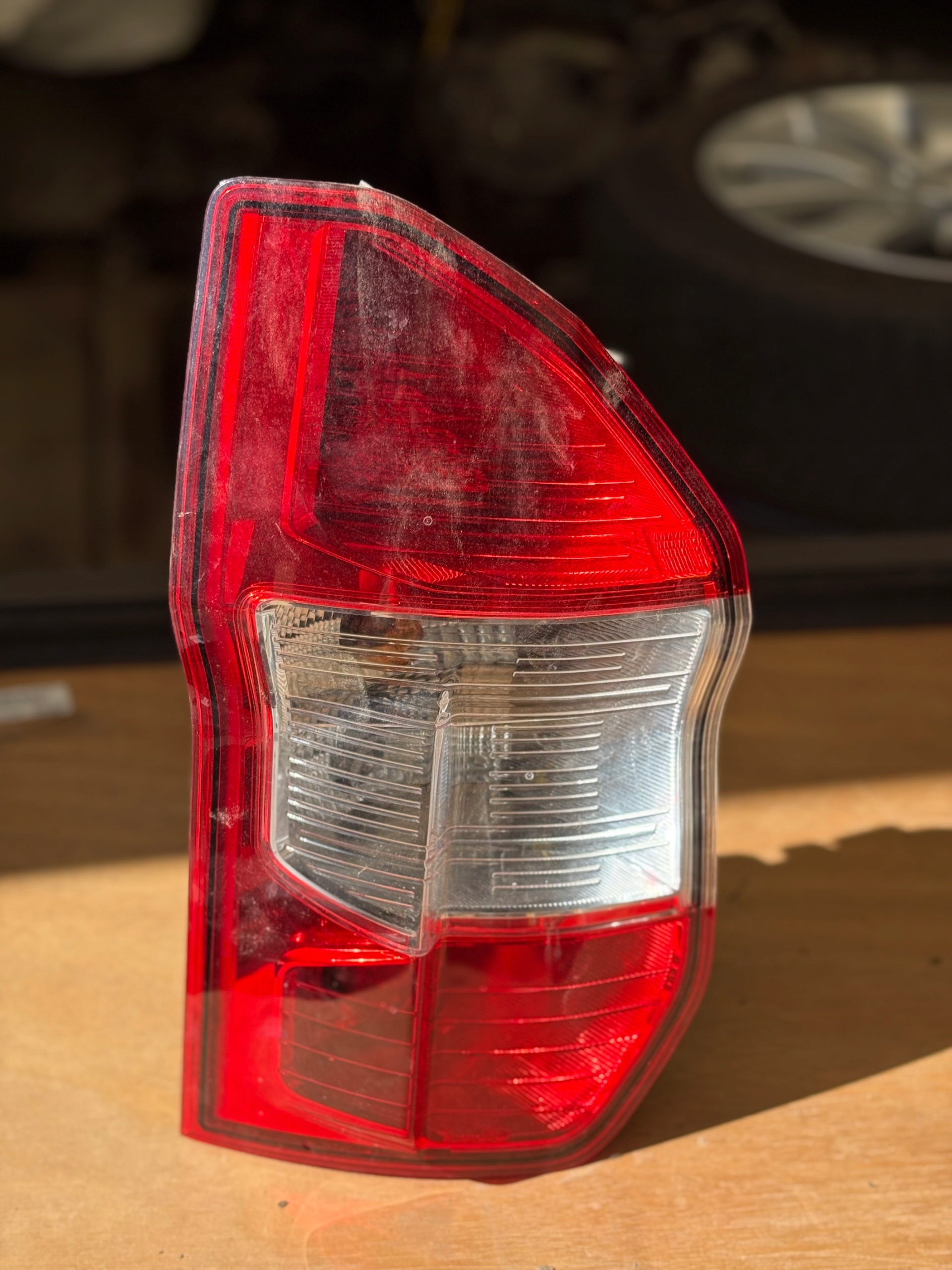 light rear part left FORD COURIER ET76 13405 AD original