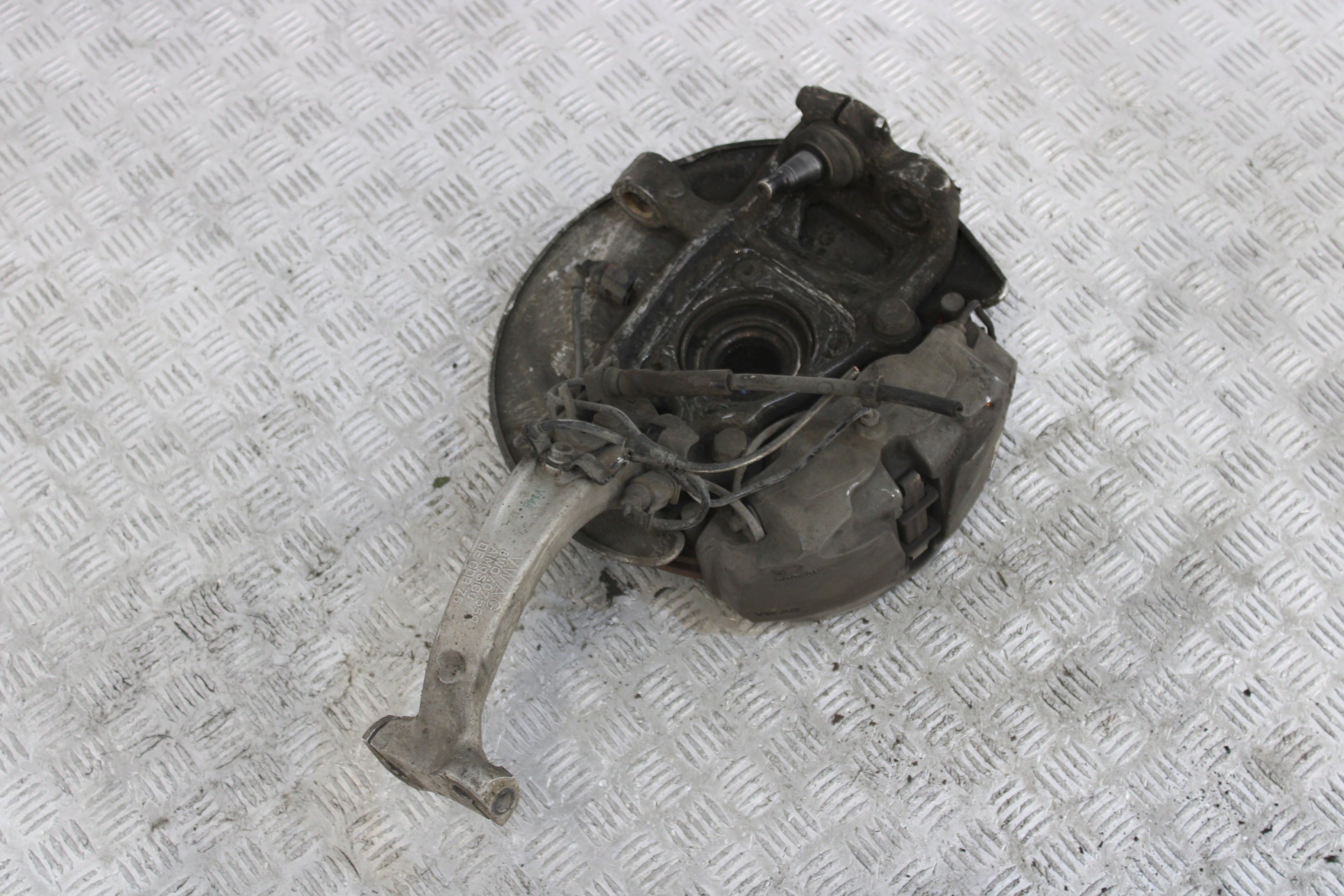 swing left front 8W0407559 AUDI A4 B9 8W0 8W9 ALLROAD