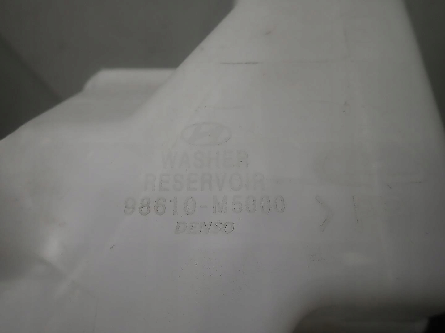 washer fluid tank HYUNDAI NEXO 2019