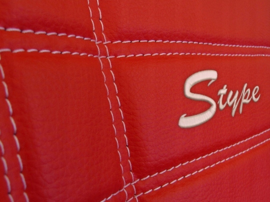 SKÓRZANE POKROWCE NA FOTELE DO CITROEN C3 II Cechy dodatkowe szwy/otwory na poduszki powietrzne