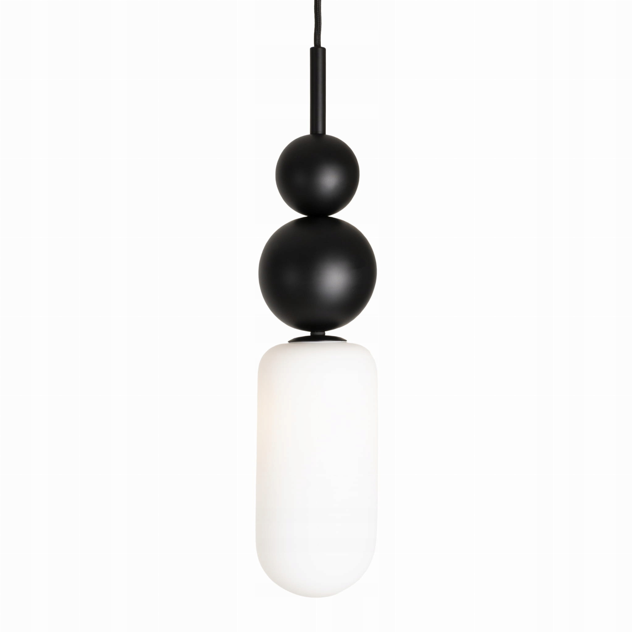 Maxlight Závesná lampa Nova Black guličky čierna ala aromas pri zrkadle