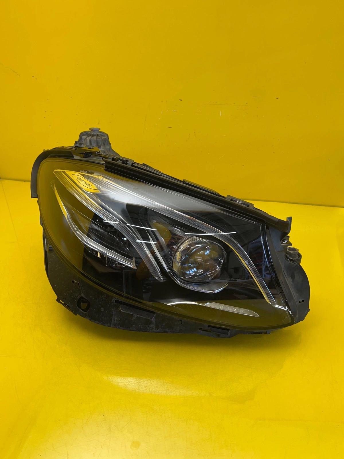 light right Mercedes E-class W213 Full Led Multibeam blue A2139066604