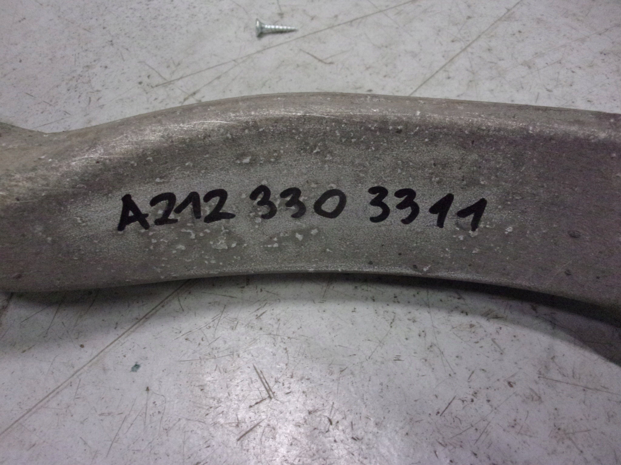 MERCEDES W218 CLS 63 AMG arm left front A2123303311