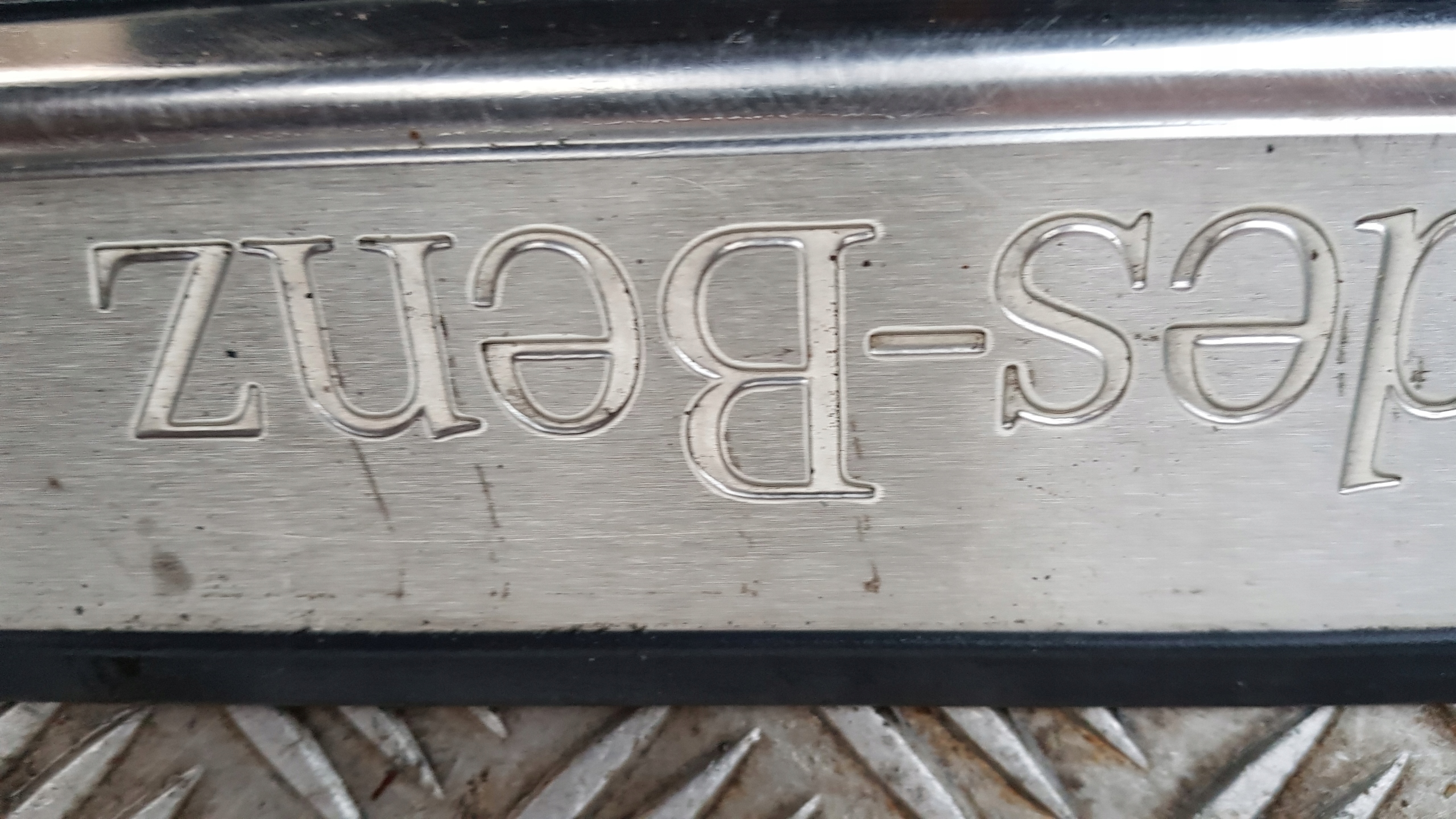 MERCEDES W220 moulding threshold right front