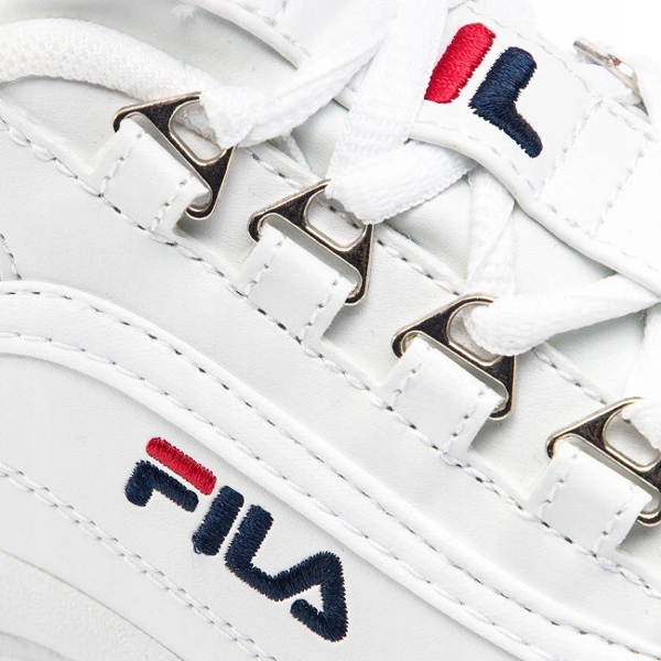 BUTY DAMSKIE FILA STRADA LOW DISRUPTOR ROZ. 39 Kod producenta Strada