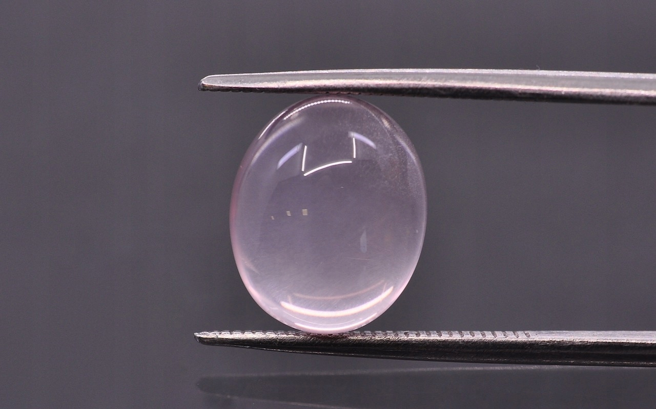 Růženín Aa kabošon ovál 11x9 mm