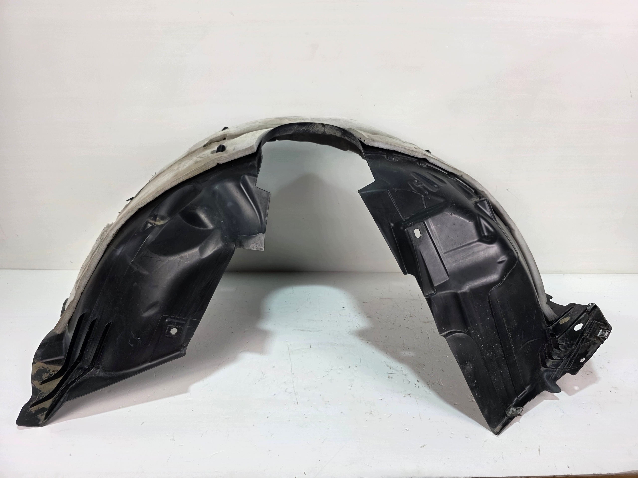 mudguard left front LANCIA YPSILON IV 9850750080