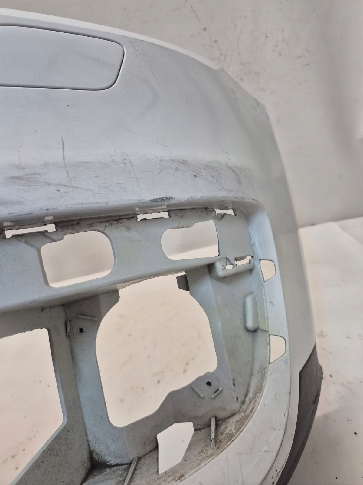 AUDI Q3 and 1 8U 11-14 bumper front front washer PDC