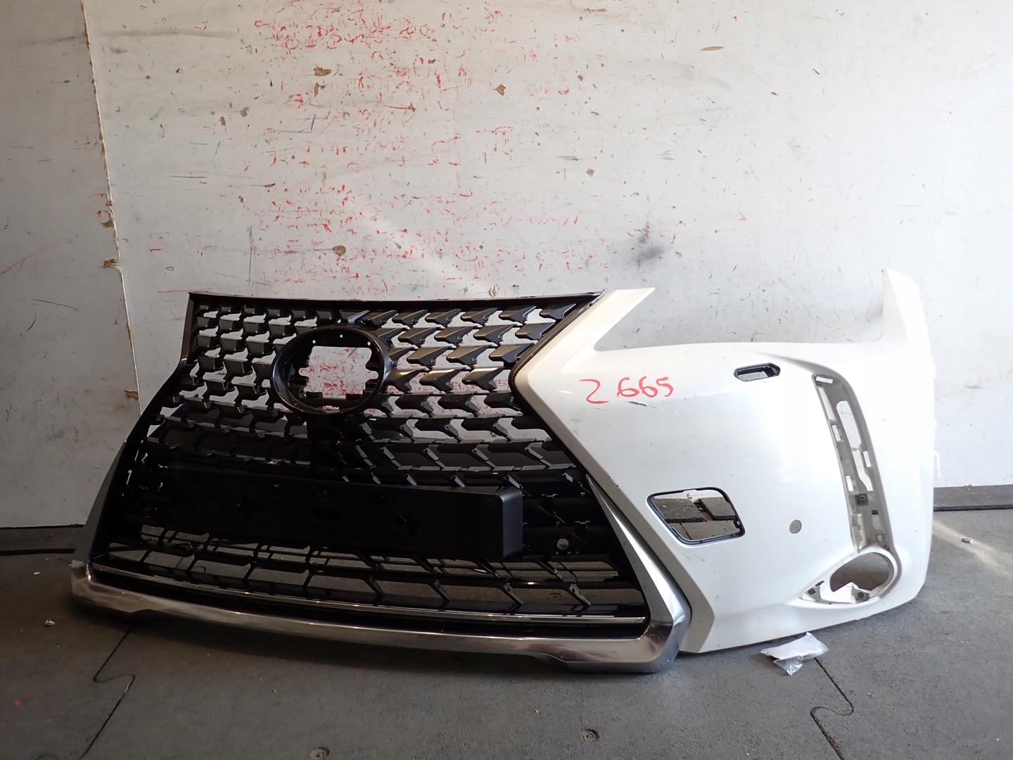 bumper front front corner left LEXUS UX 2019