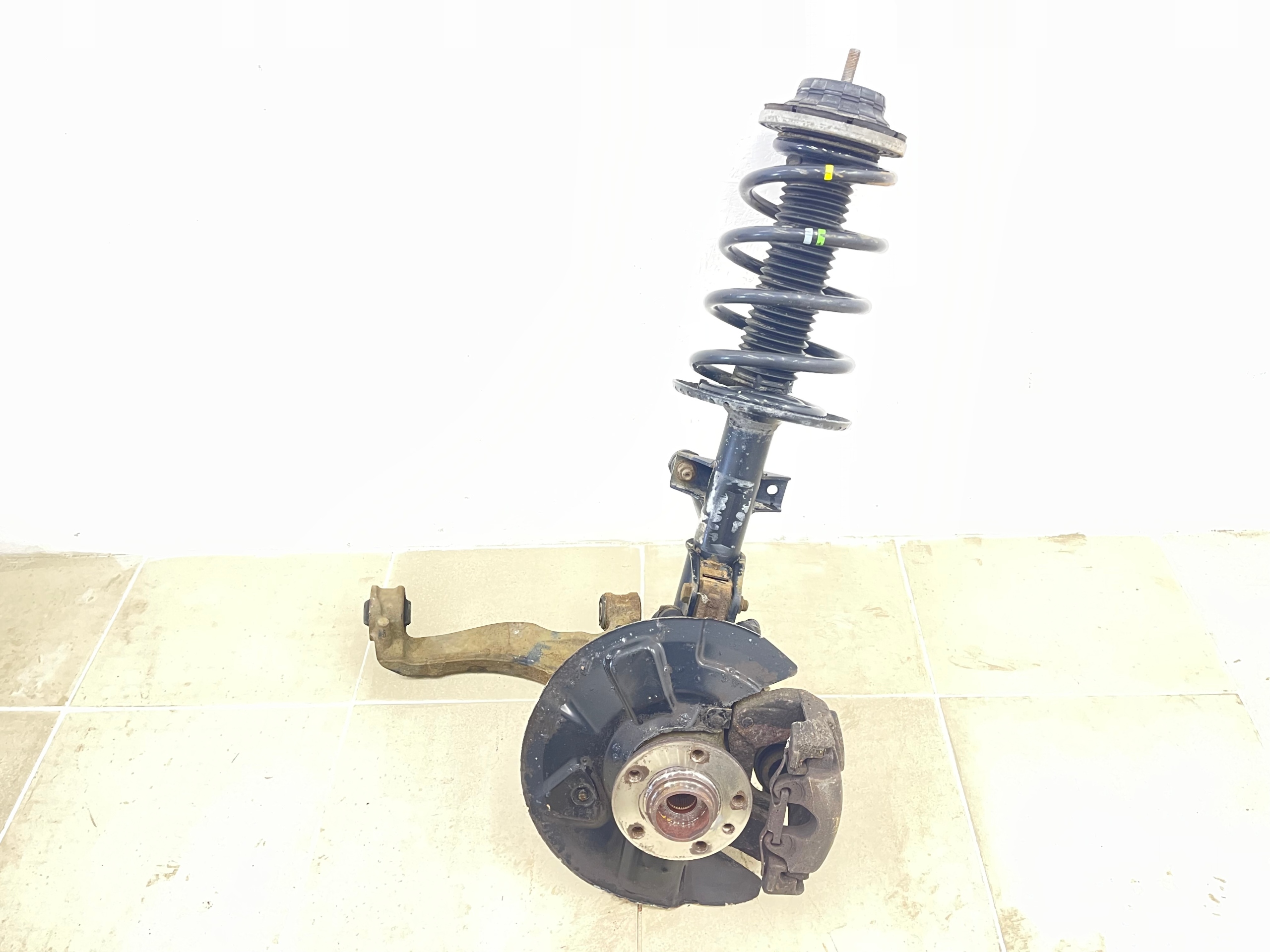 VW T5 LIFT T6 2.0 TDI shock absorber arm front swing right