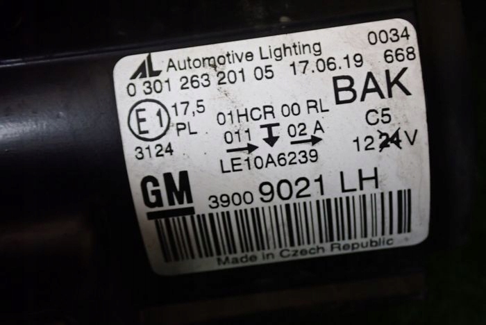 OPEL ZAFIRA C 13- reflektor left light left