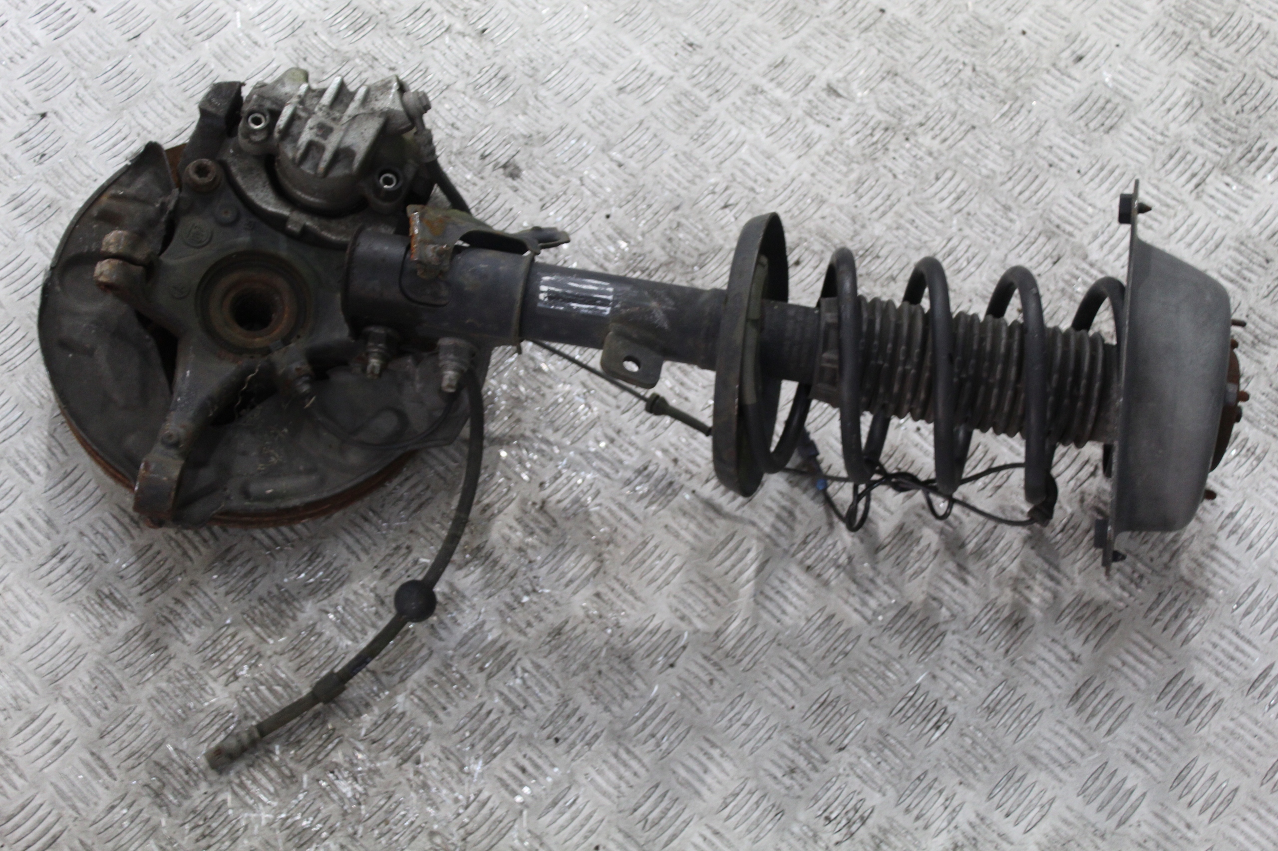 swing right front shock absorber PEUGEOT 508 and