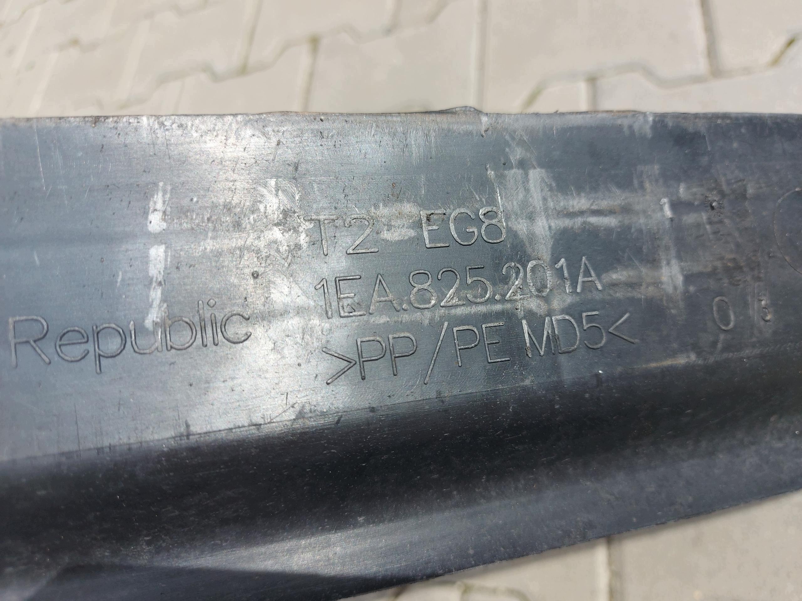 VW ID5 GTX 11E holder mouldings PROGOWEJ left 1EA825201A