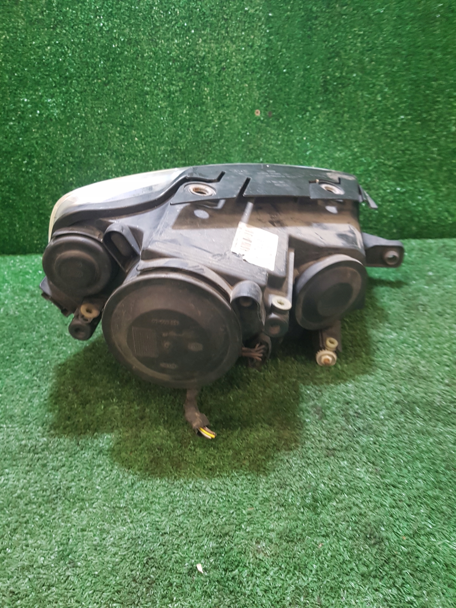 light left front VOLKSWAGEN PASSAT B6 3C0941005Q H7
