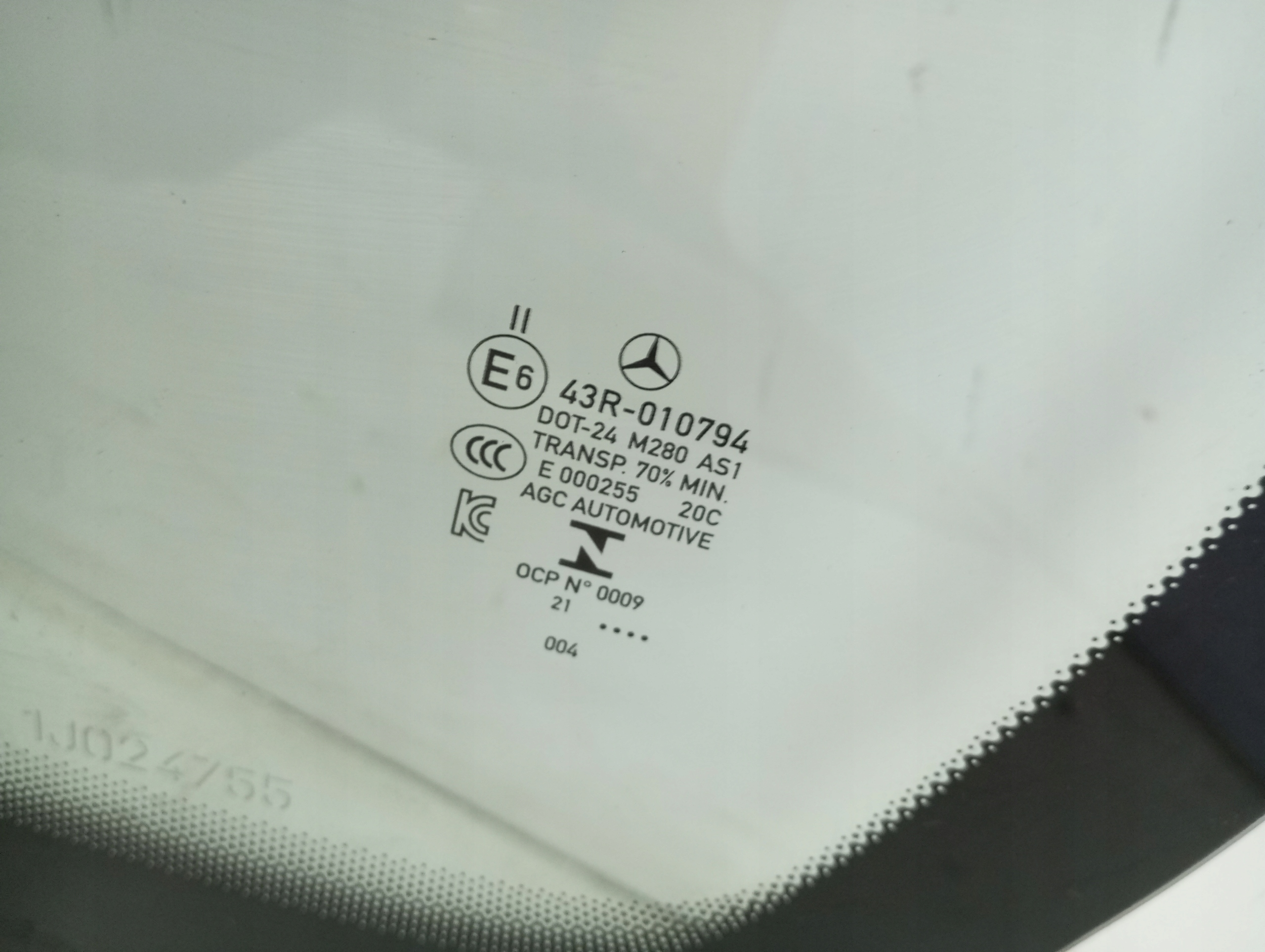 window iron front MERCEDES EQA 247 21R