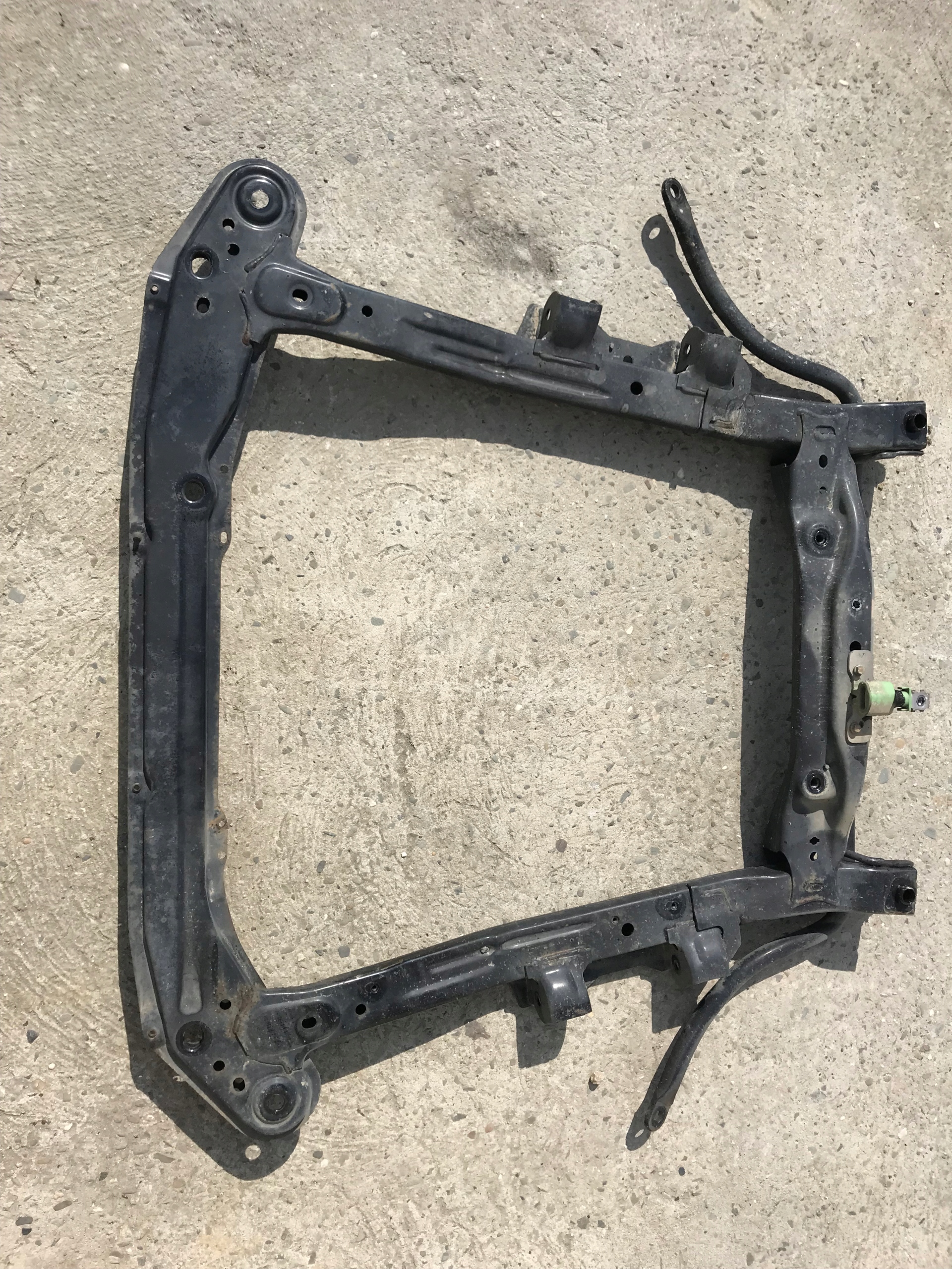 DACIA LOGAN II MCV KOŁYSKA SANKI WÓZEK PRZÓD