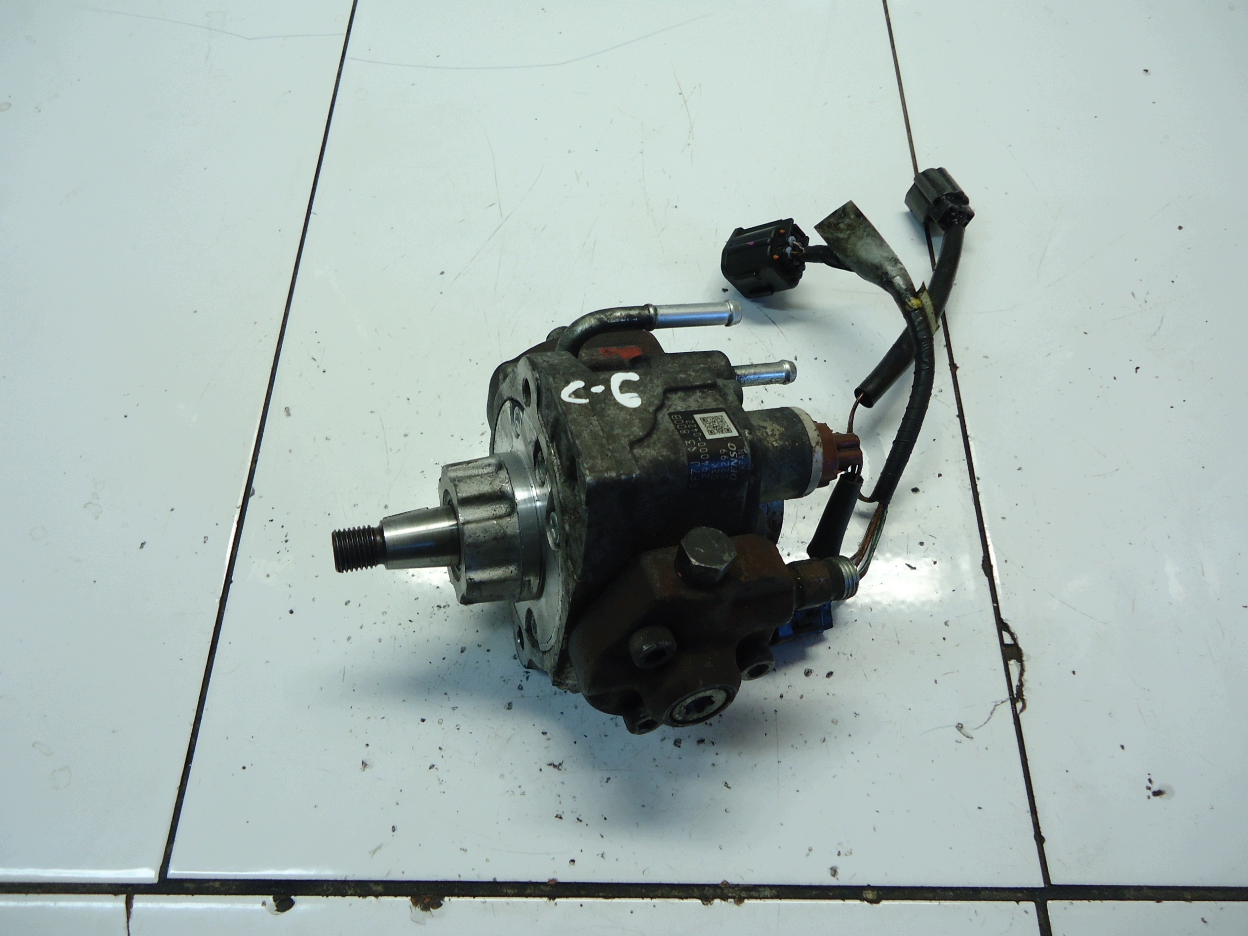 MAZDA 6 GG LIFT 2.0CITD pompe d'injection RF7J13800B