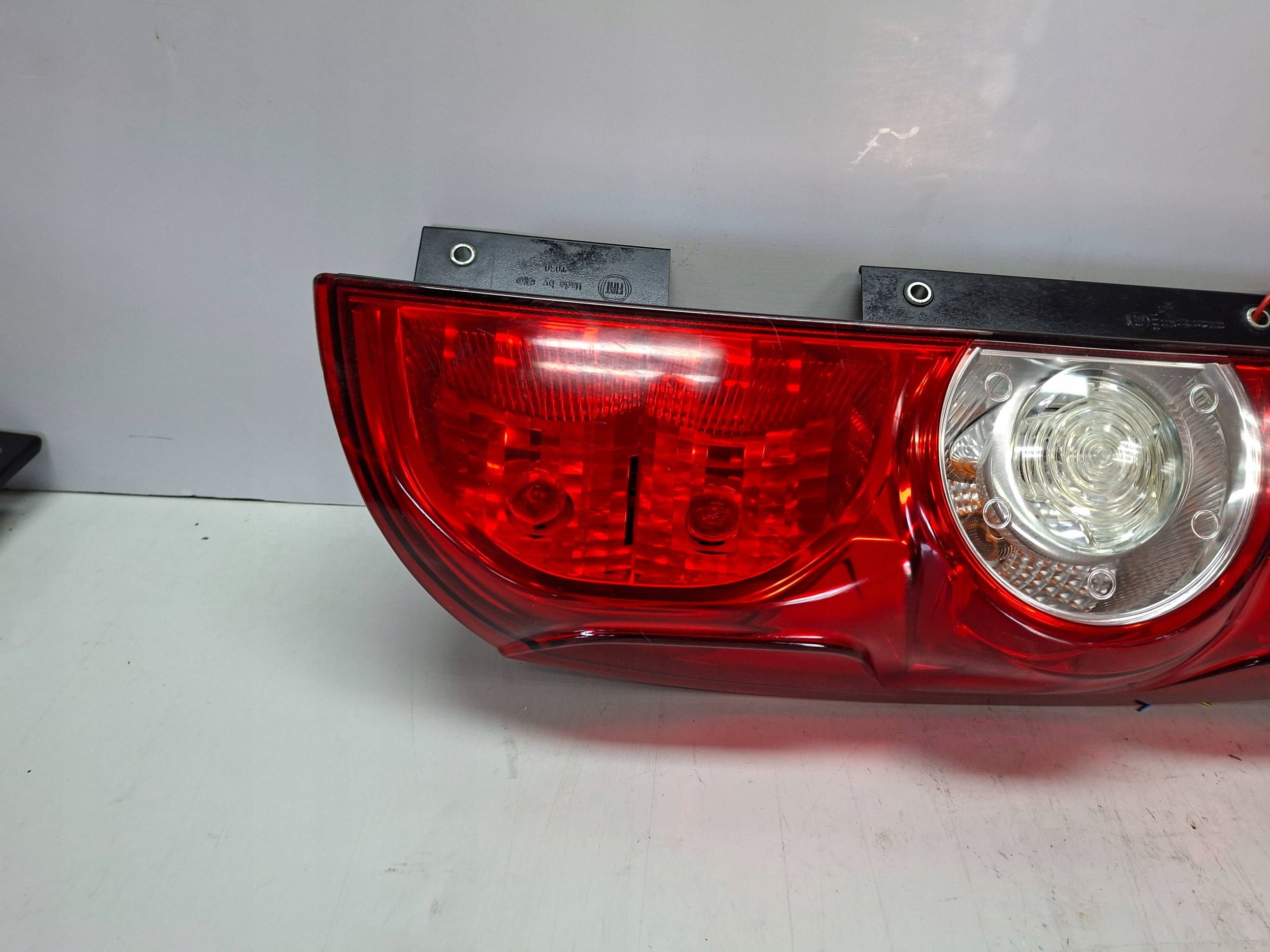 light rear right 518106730 FIAT DOBLO II COMBO D 2010