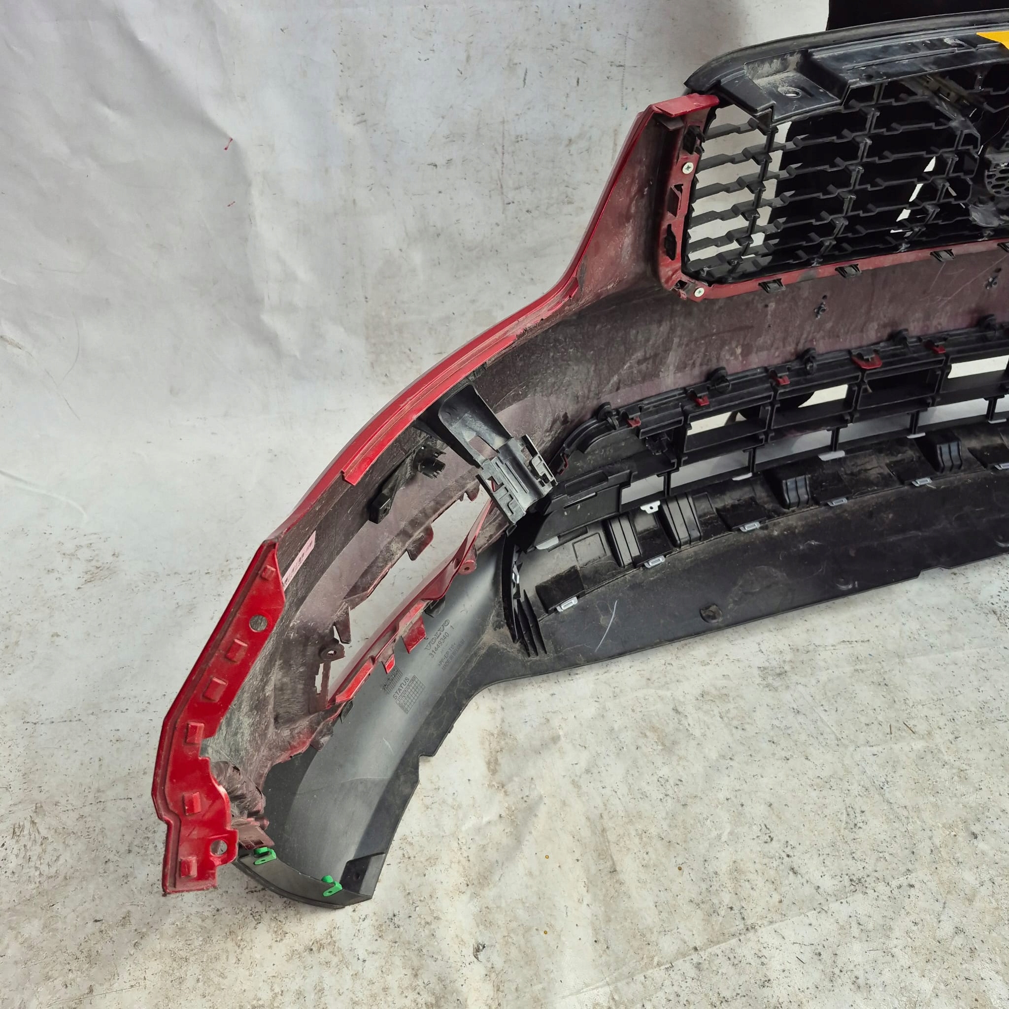 VOLVO XC40 17- bumper front front washer PDC