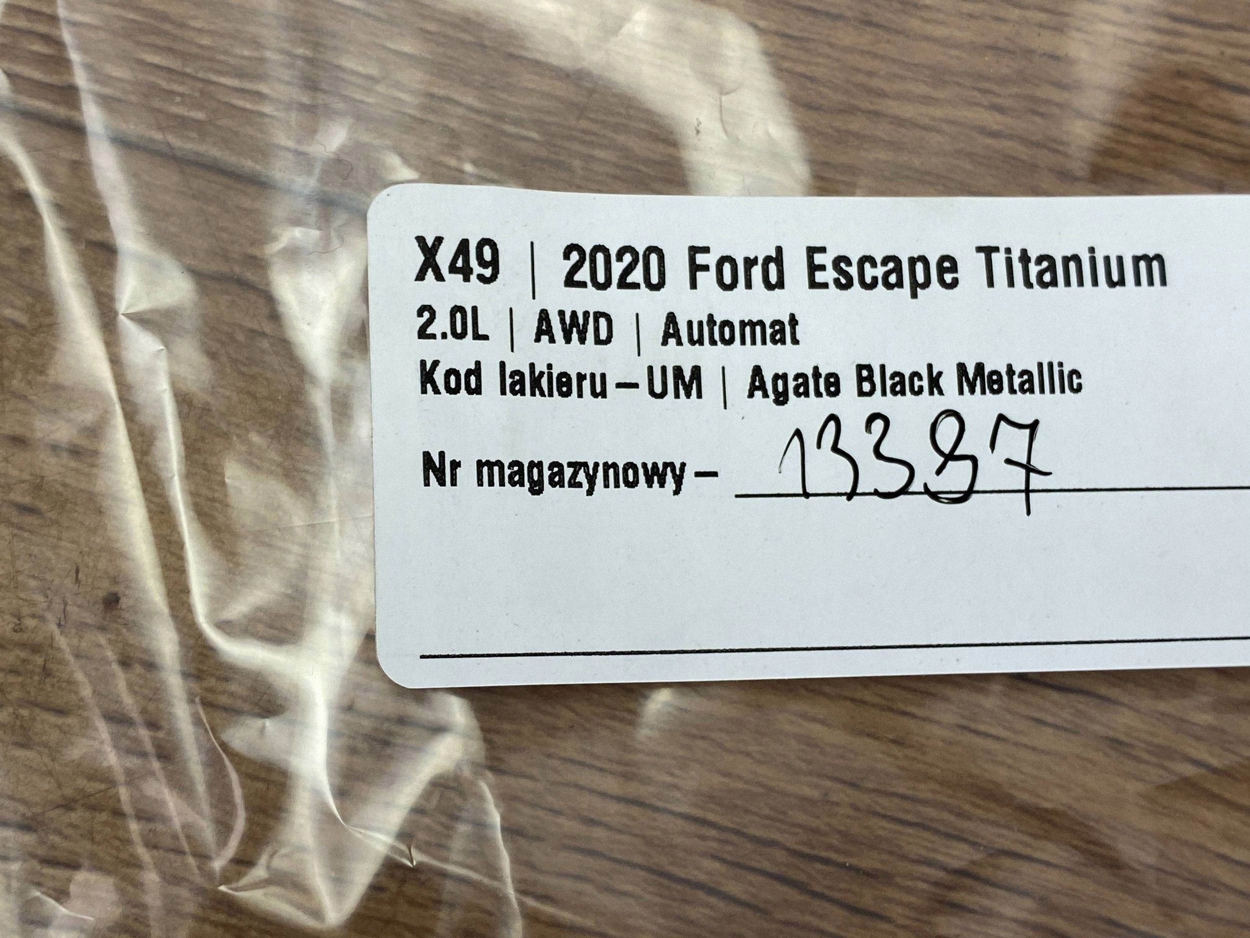 Mata do Handschuhfach Matte Ford Escape IV 2020+