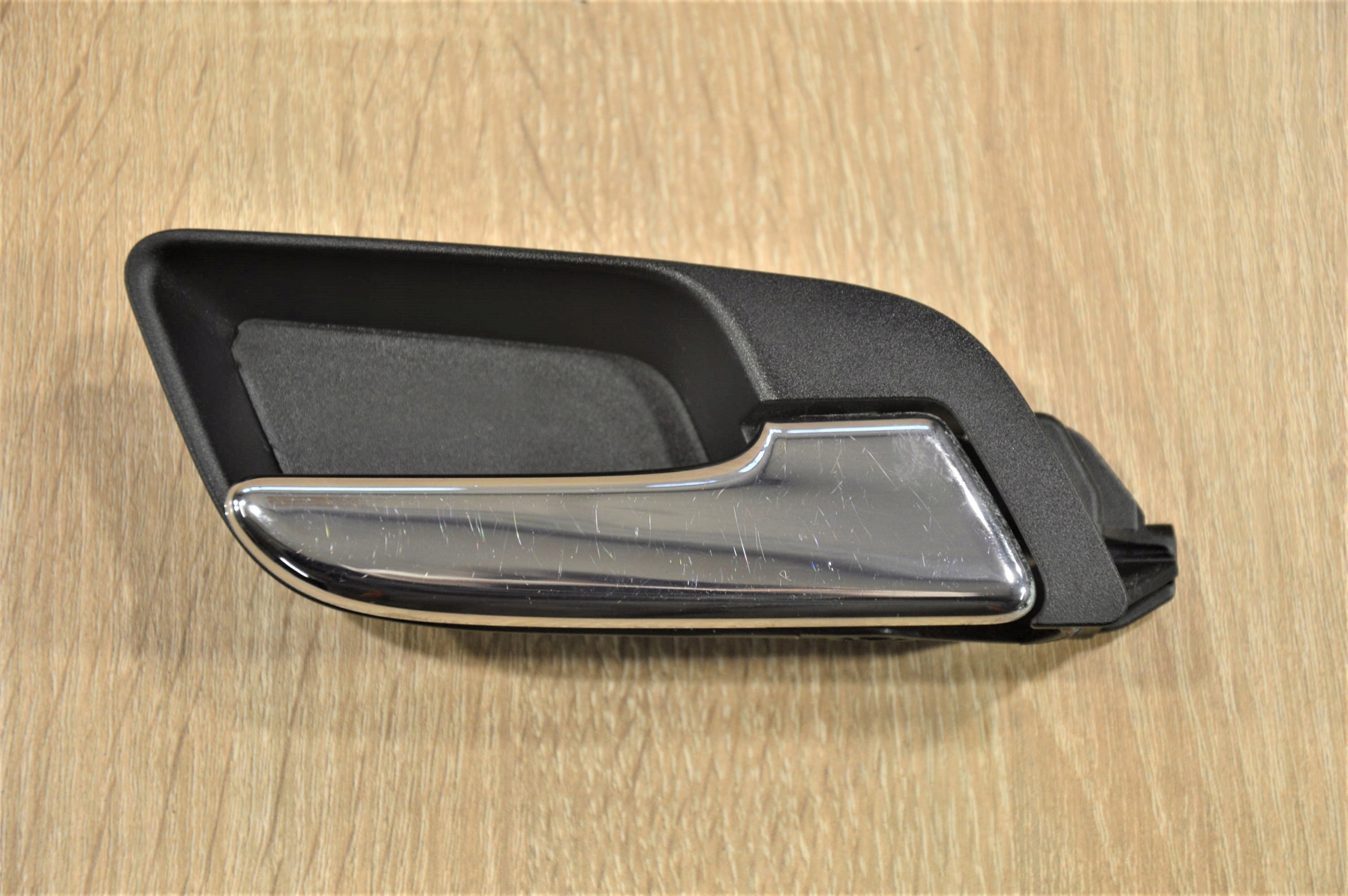 Внутрішня ручка права передня CHEVROLET AVEO T300