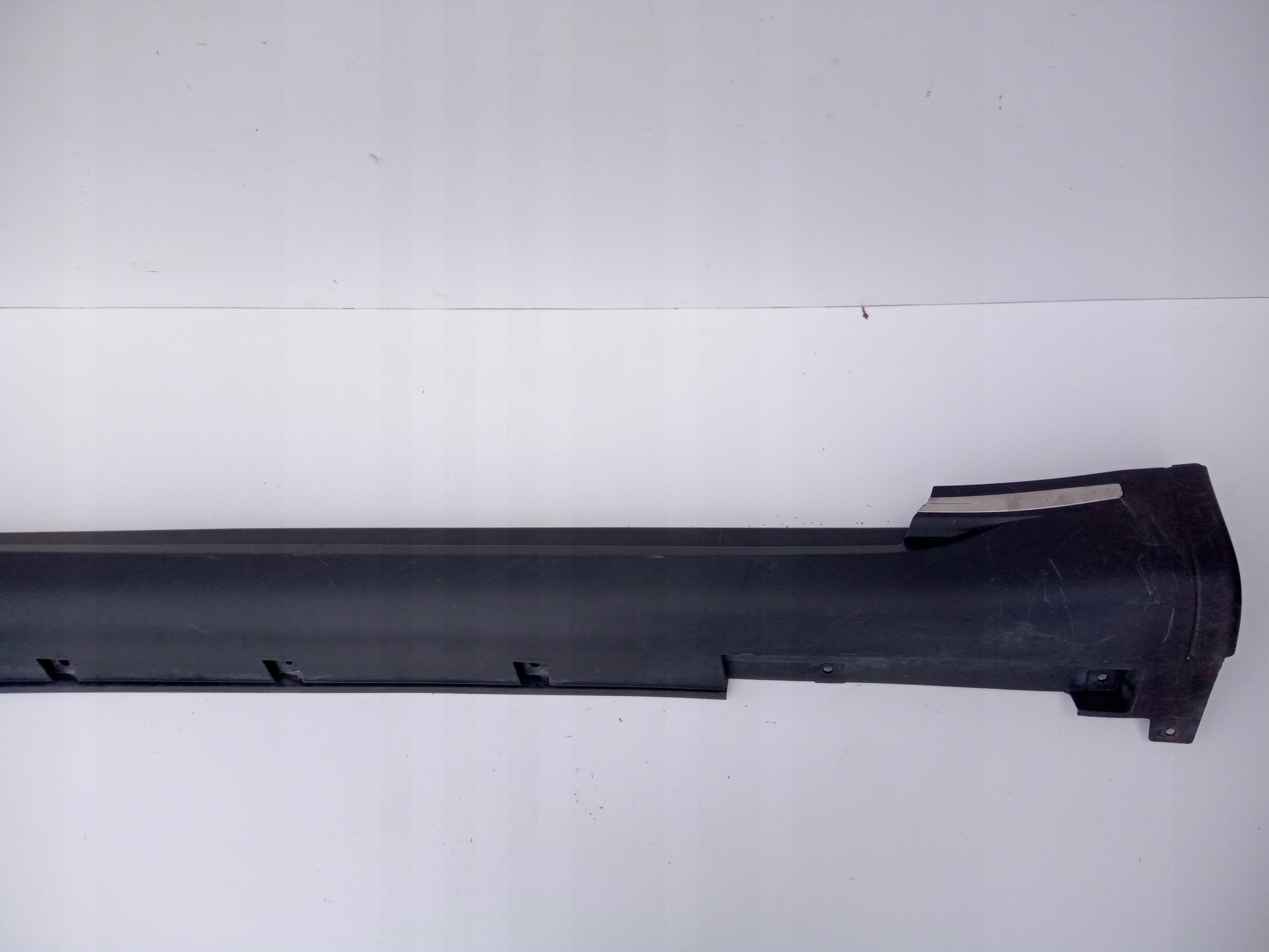 Infiniti OE 768501CA0A