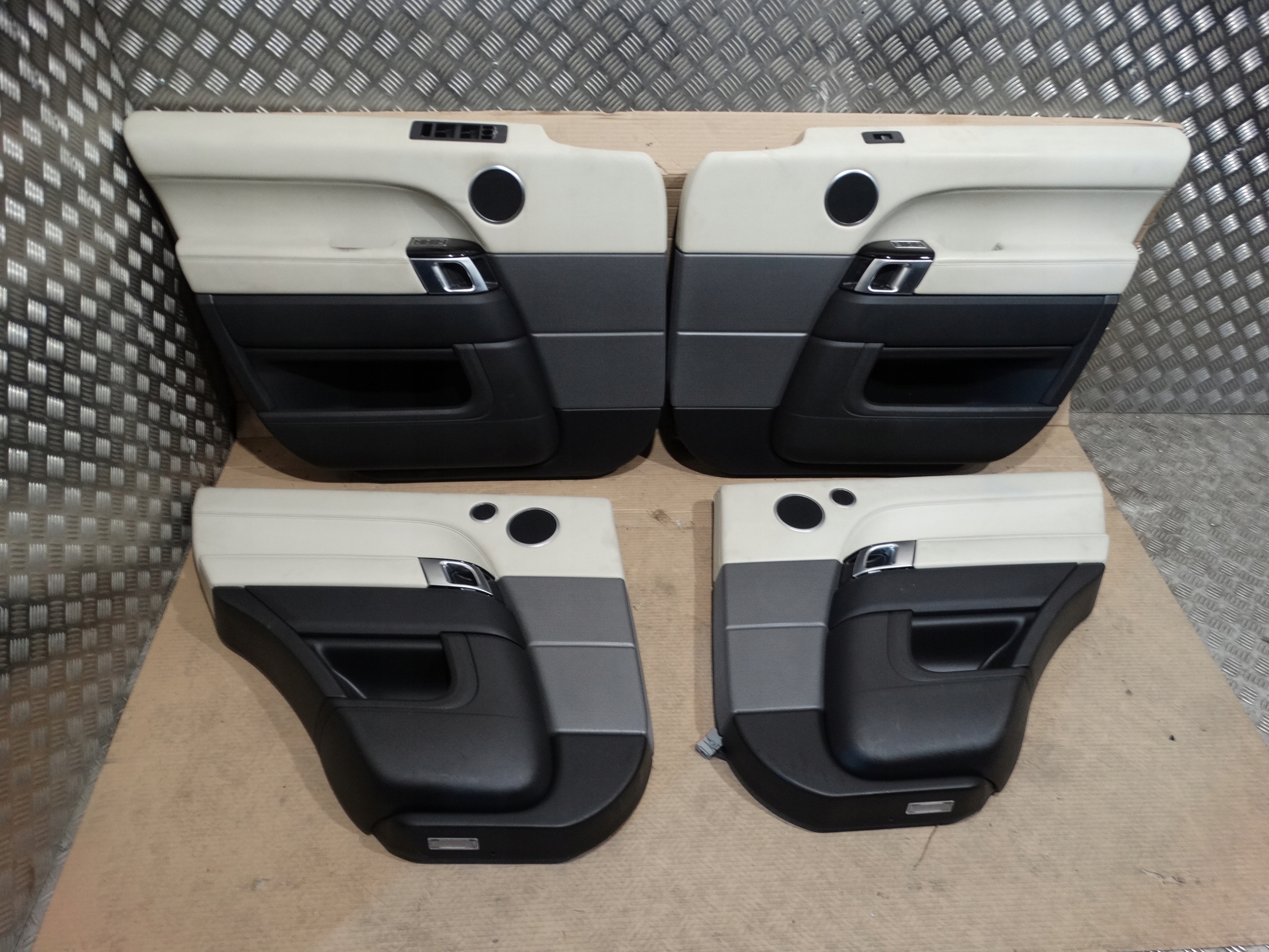 комплект. кресла кожа RANGE ROVER L494 1