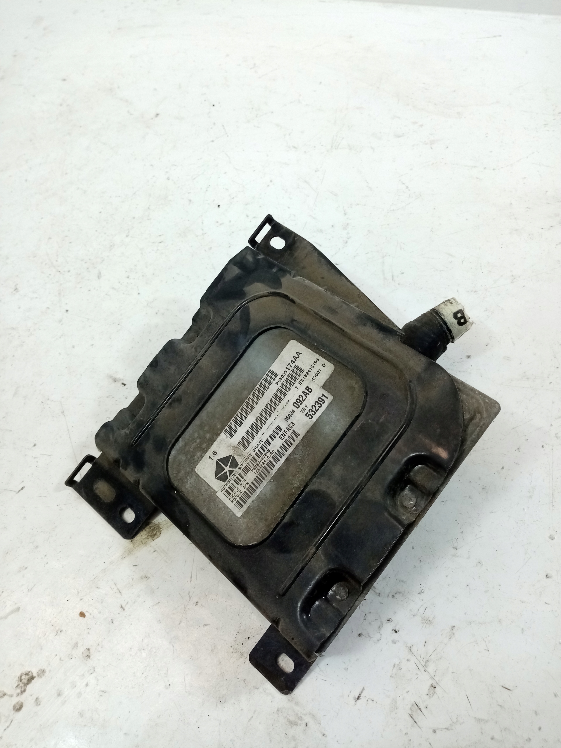 computer of the engine control unit CHRYSLER PT CRUISER 05034092AB