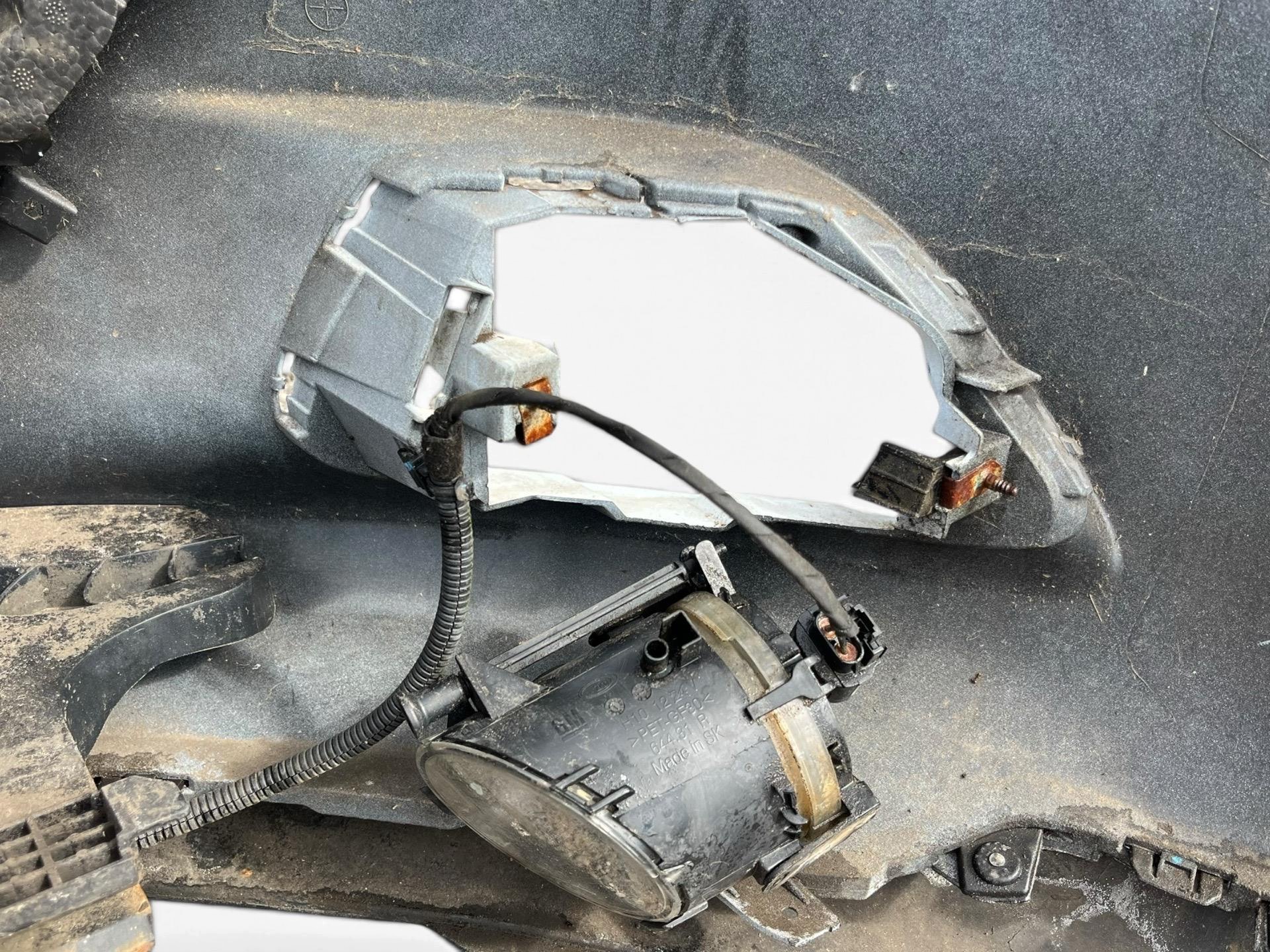 bumper front Opel Astra GTC J facelift 2011 13351919