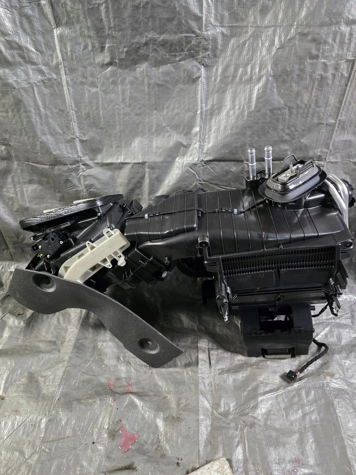 радиатор отопителя отопитель салона Audi A5 S5 RS5 8W A4 S4 RS4 B9 8W1816005F