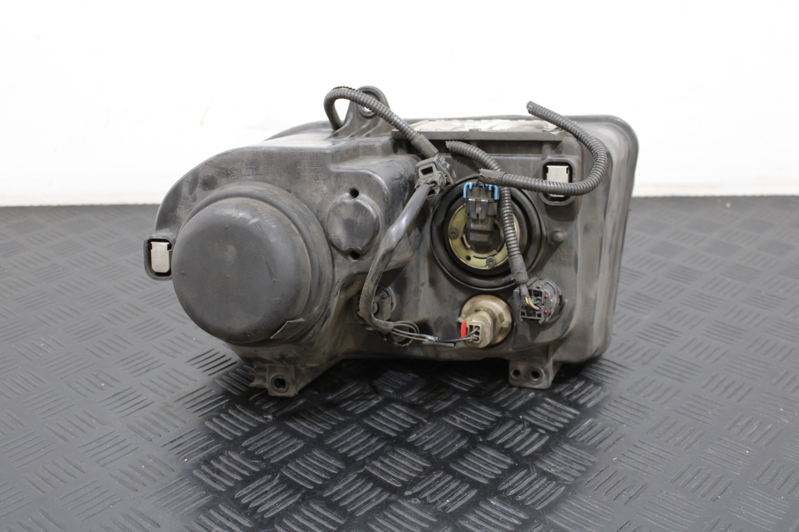 light right front front XENON CHRYSLER 300C KOMBI