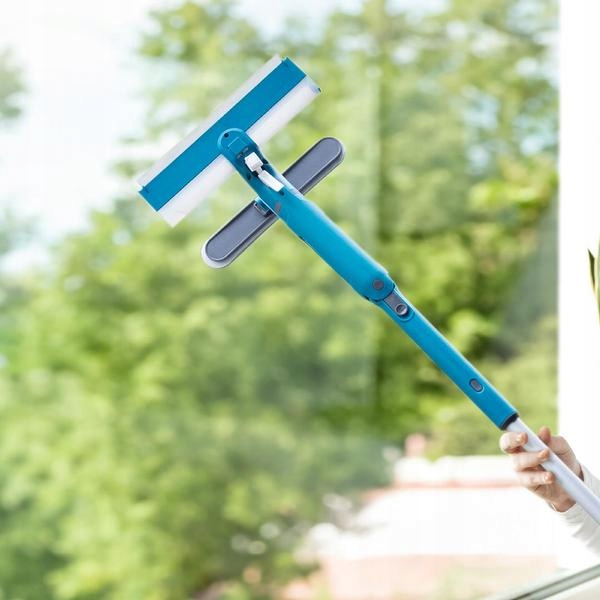 Levně Čistič Oken S Rozprašovačem Teleskopická Stěrka 3V1 130CM