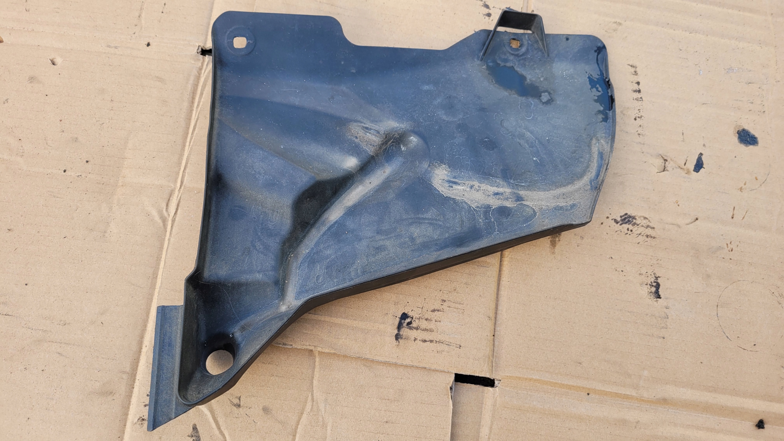 MERCEDES W209 W203 cover under the window A2038301513