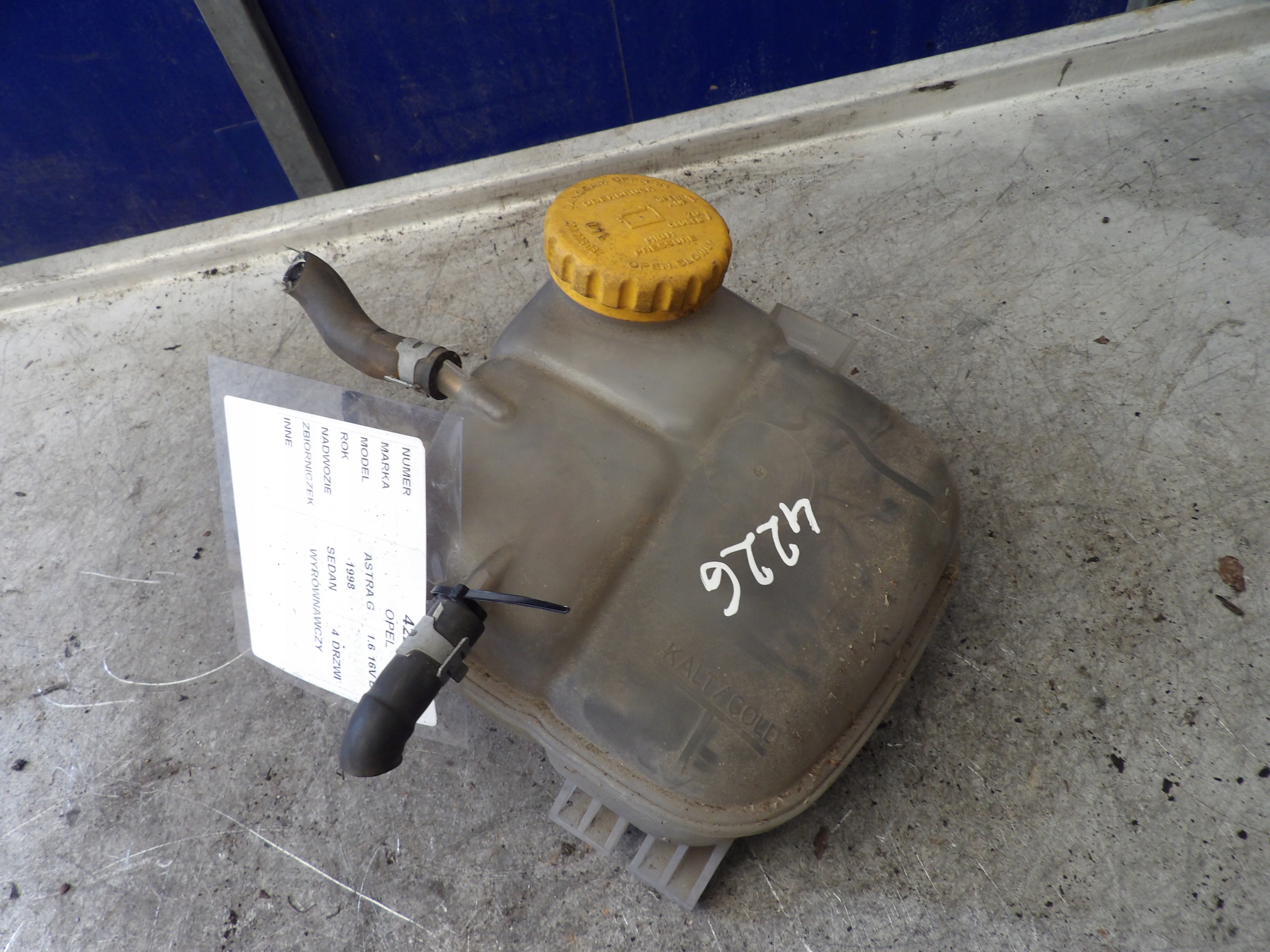 Opel Astra G II scheibenwaschbehälter 90530689