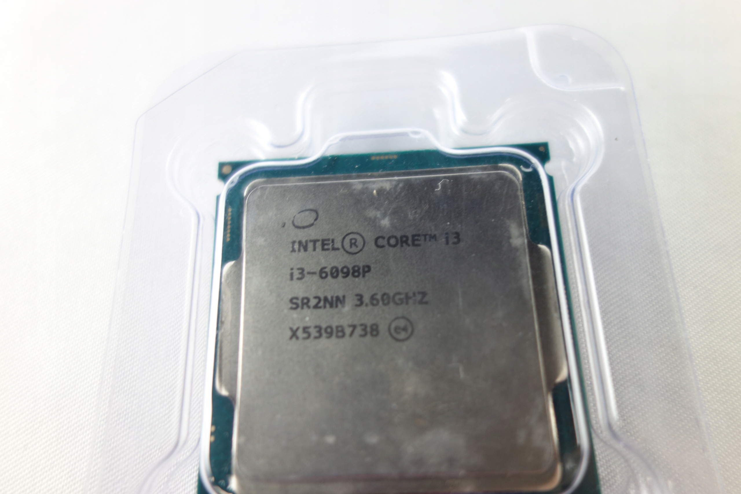 Procesor Intel i3-6098P 3.60 3MB GC0M7