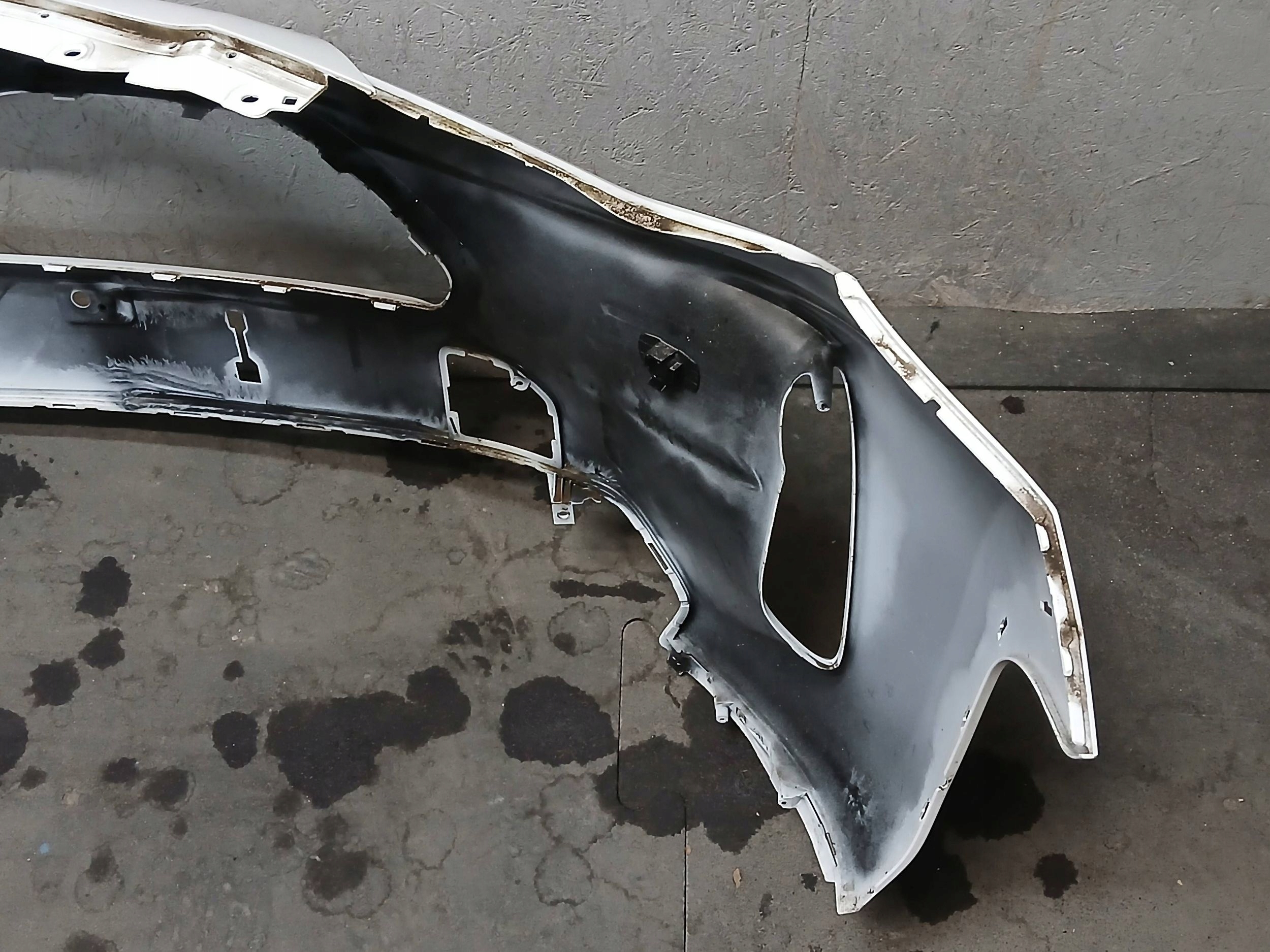 bumper front TOYOTA YARIS CROSS