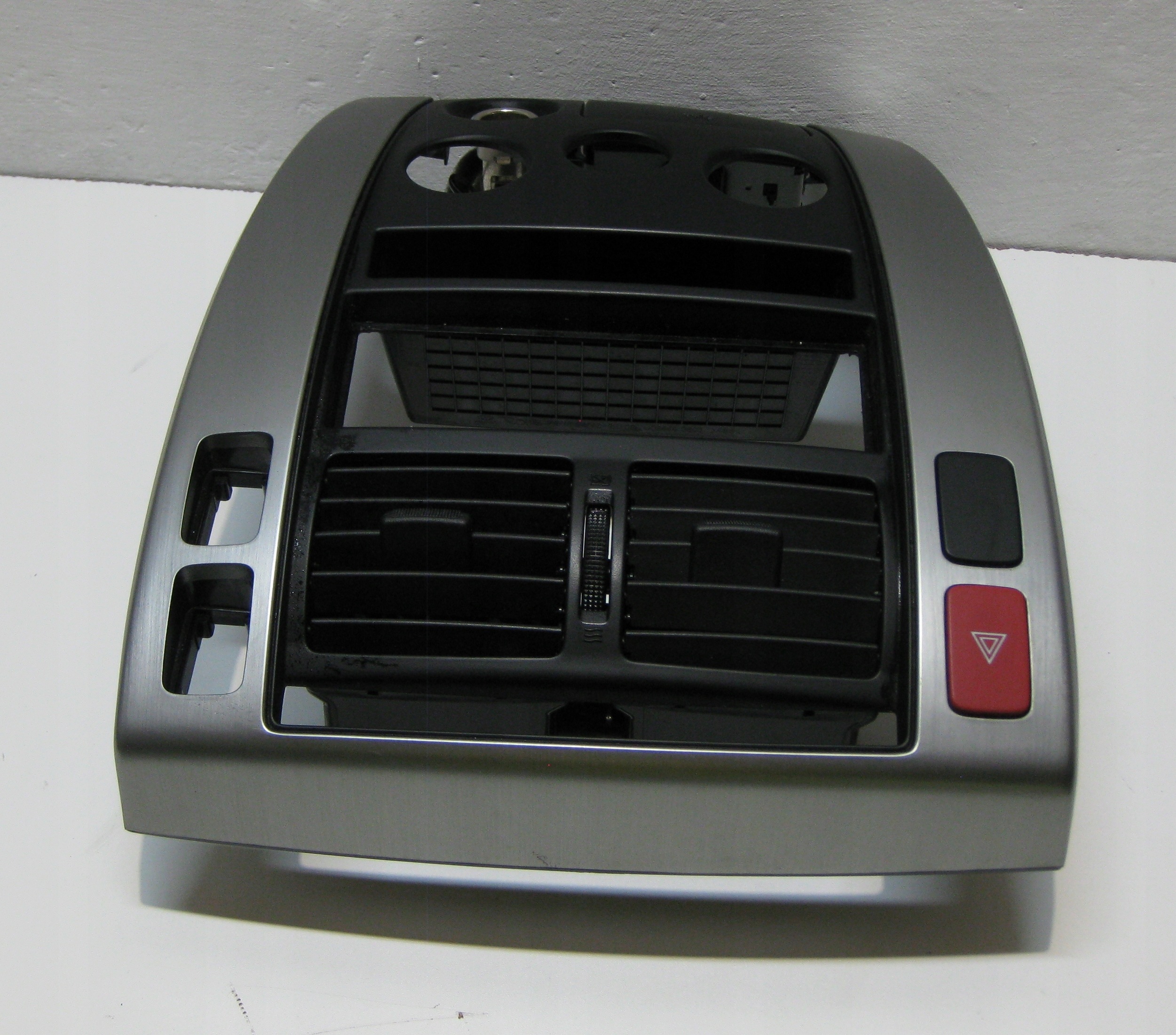 HYUNDAI TUCSON and 08R frame central KRATKI air conditioning devices U0501748