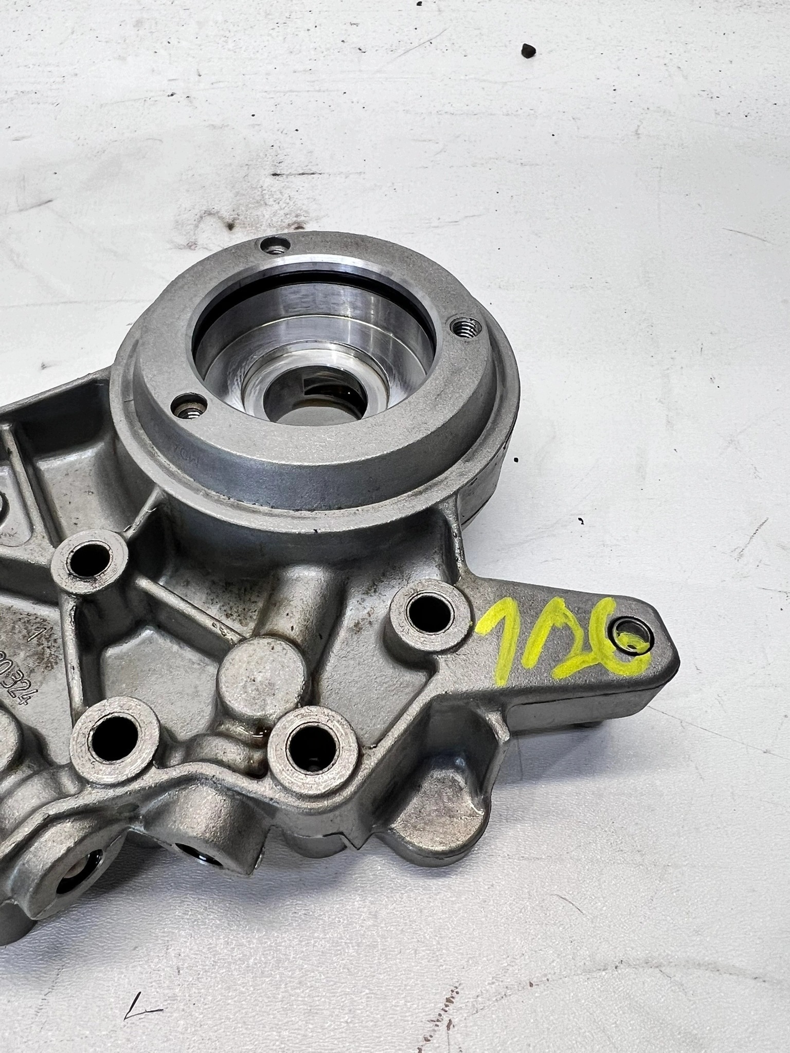 blende abdeckung gehäuse WALKOW AUDI A4 A5 TFSI 06H103166G 1/26