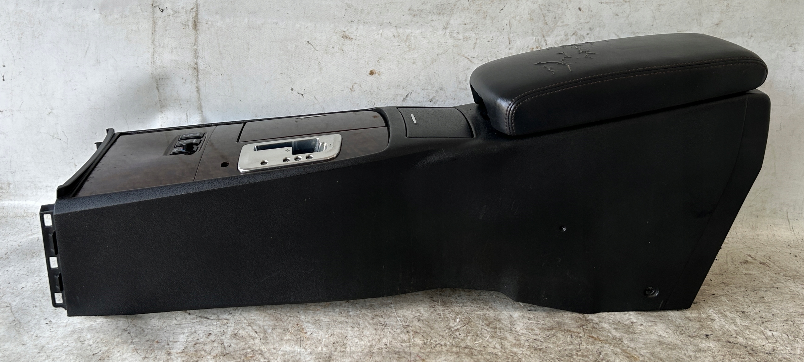 TUNEL central armrest NISSAN MAXIMA A35 09